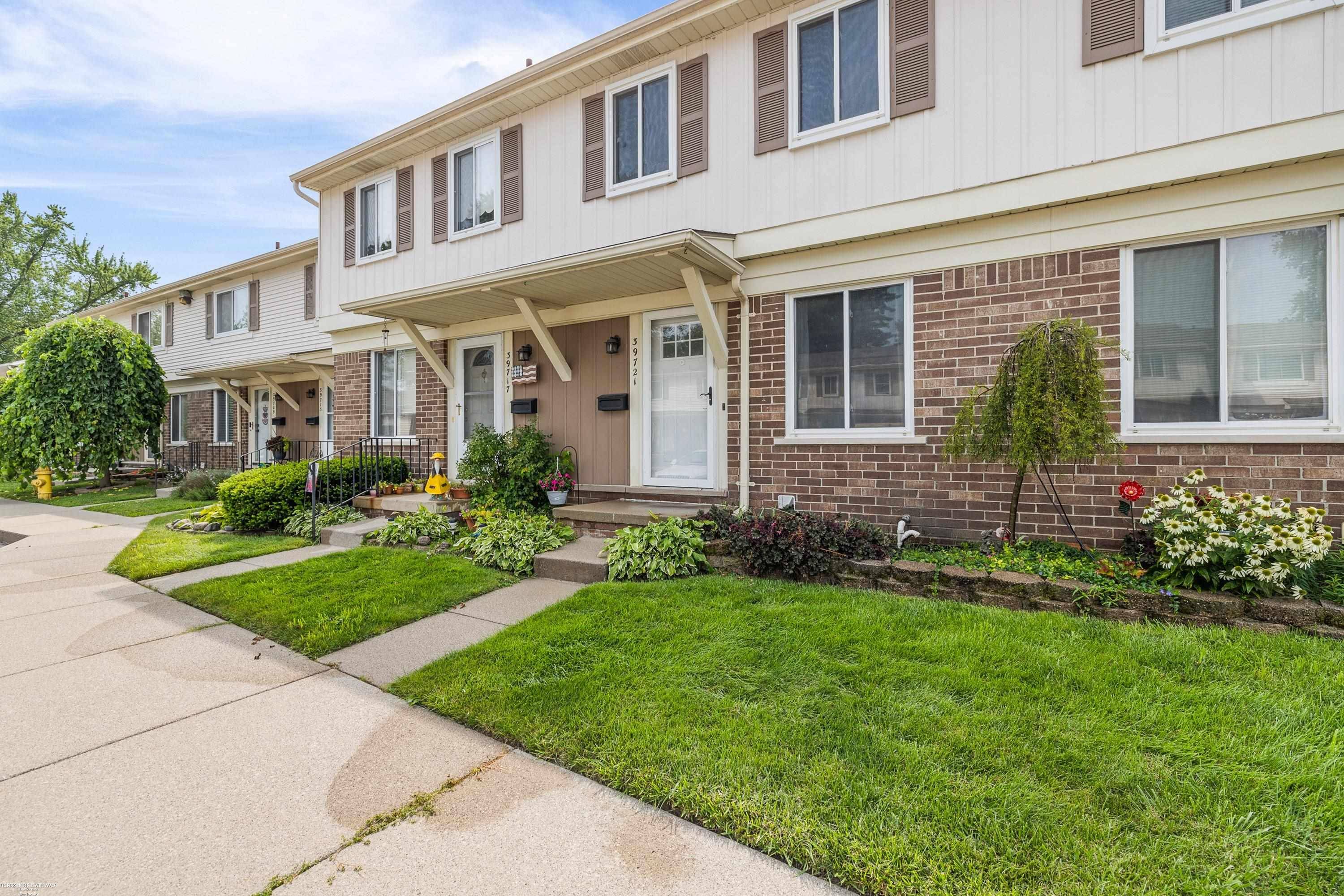 Harrison Twp, MI 48045,39721 Manor