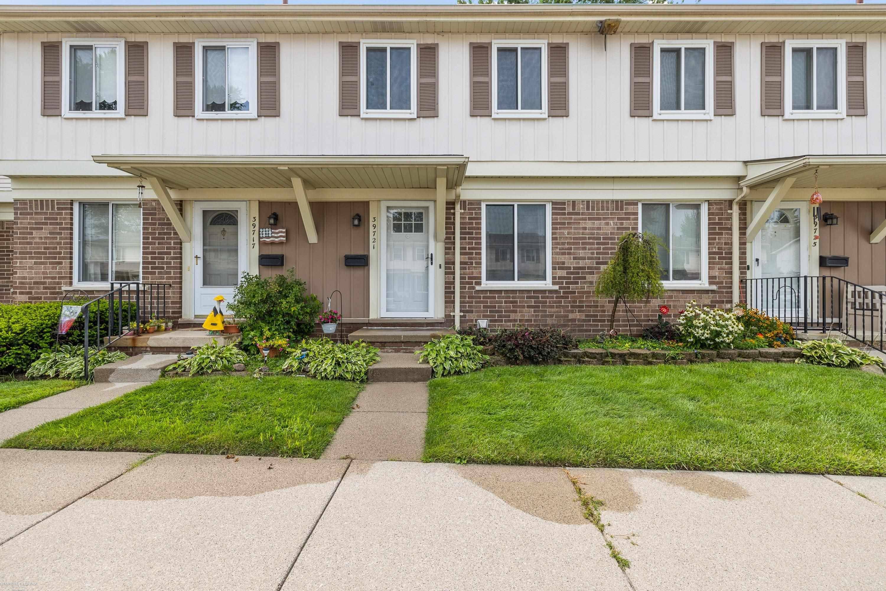 Harrison Twp, MI 48045,39721 Manor