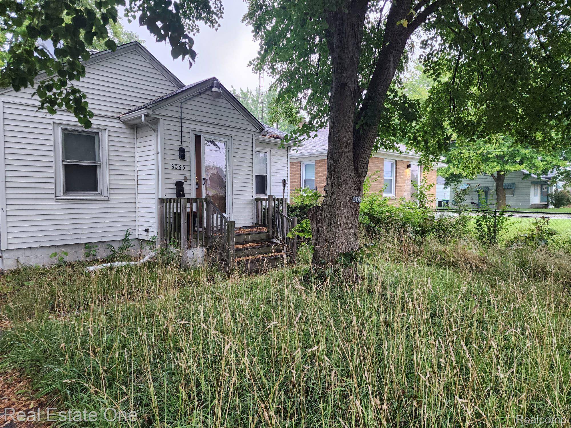 Saginaw, MI 48601,3065 E HOLLAND RD