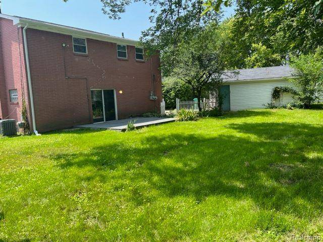 Eastpointe, MI 48021,22483 MELROSE CT