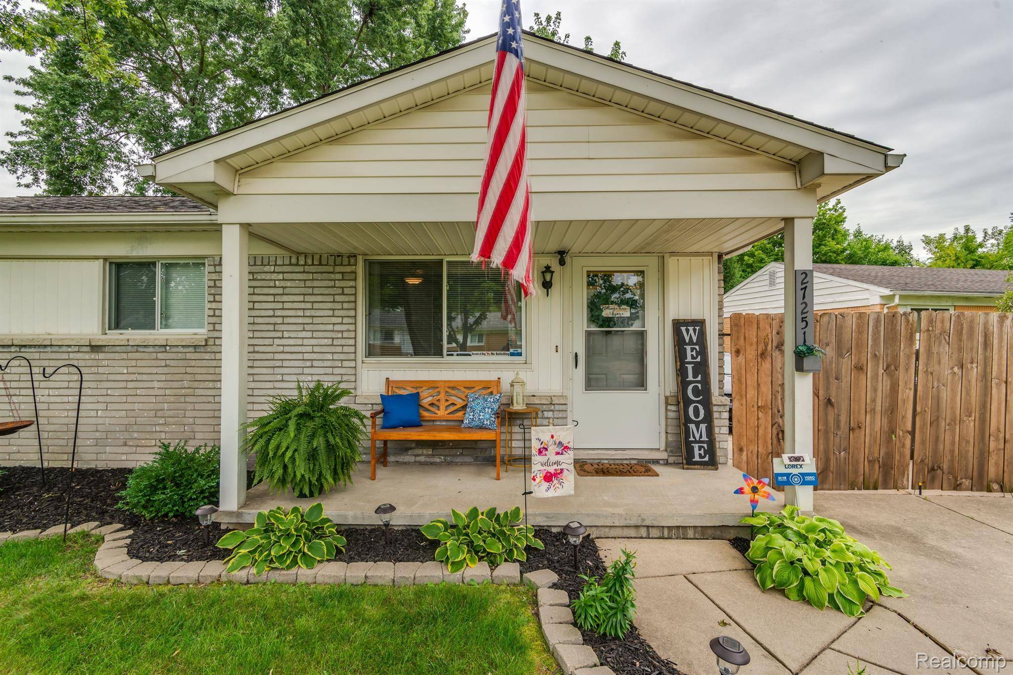 Taylor, MI 48180,27251 BARBARA