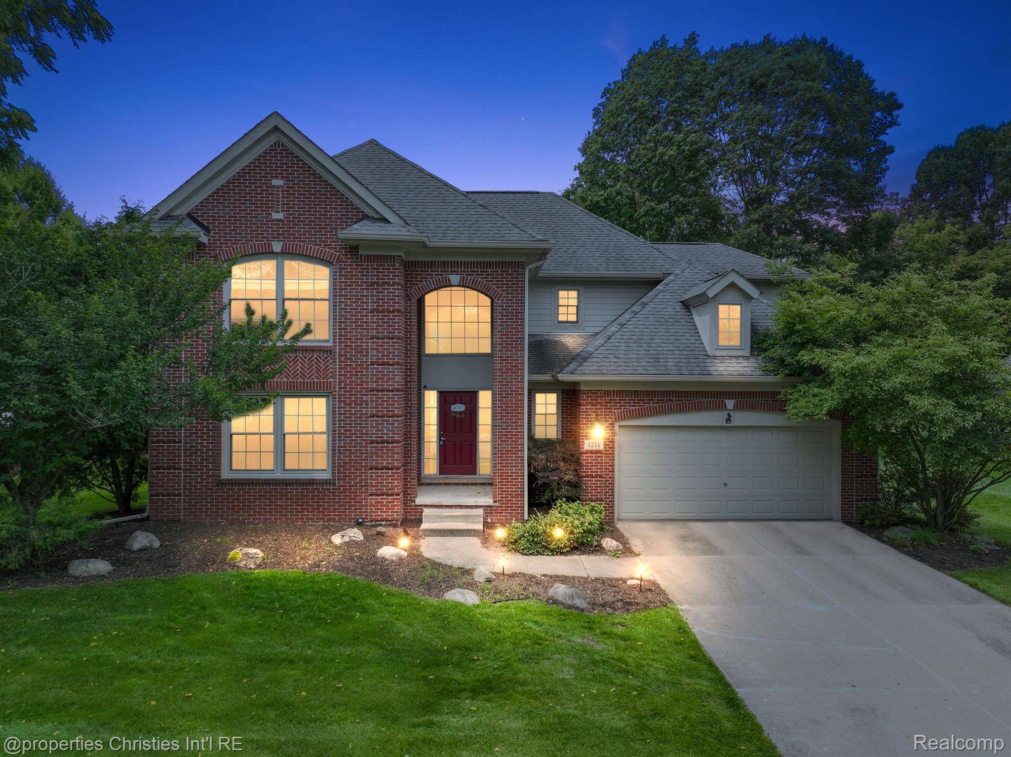 Wixom, MI 48393,1211 Andover DR