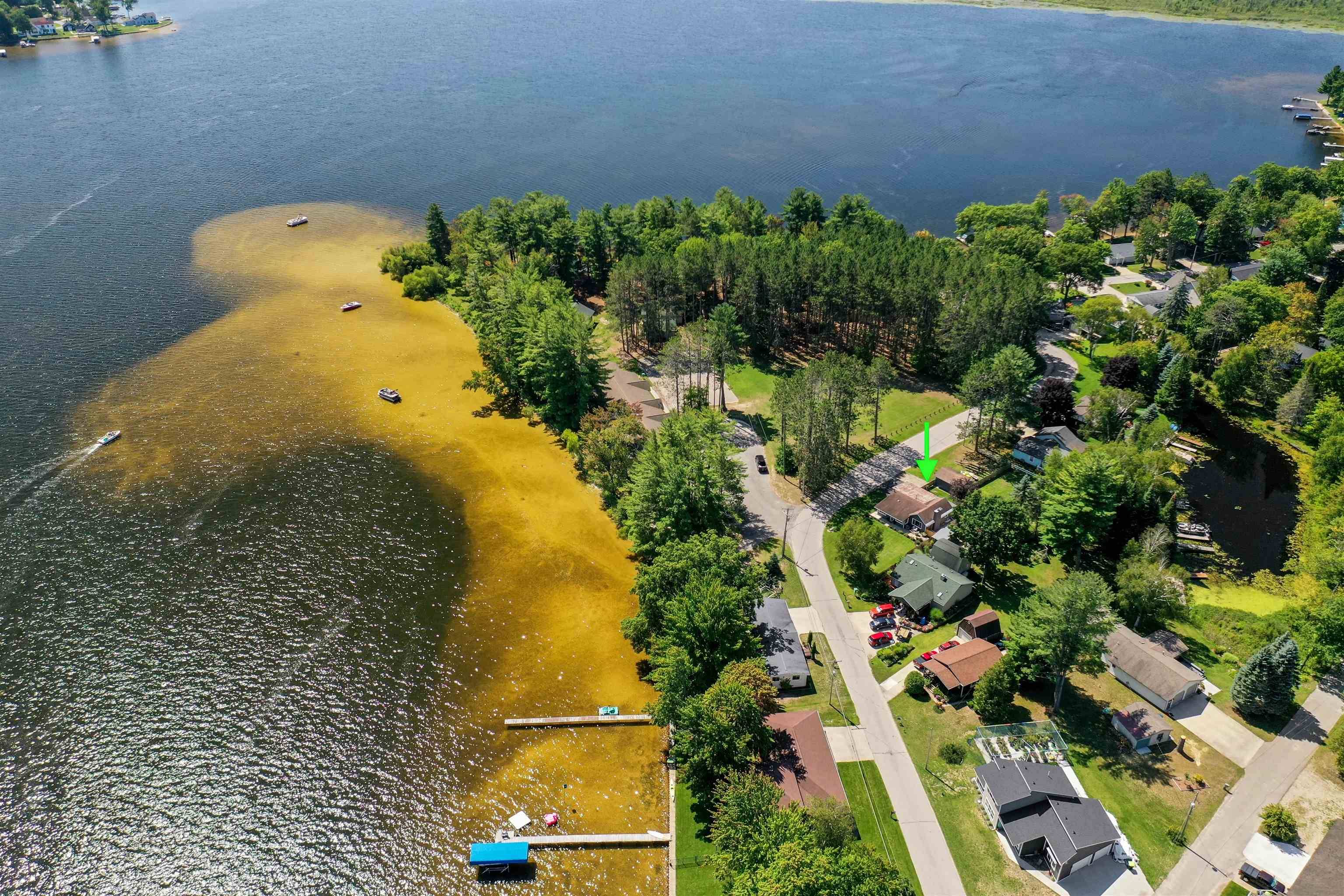 Cadillac, MI 49601,704 W Lake