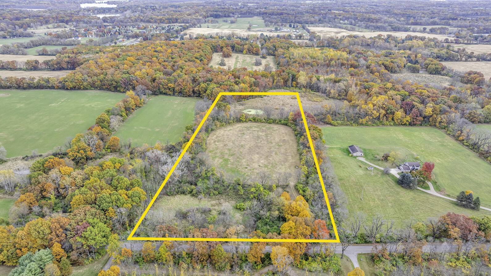 Jackson, MI 49201,6255 Maple Dale RD