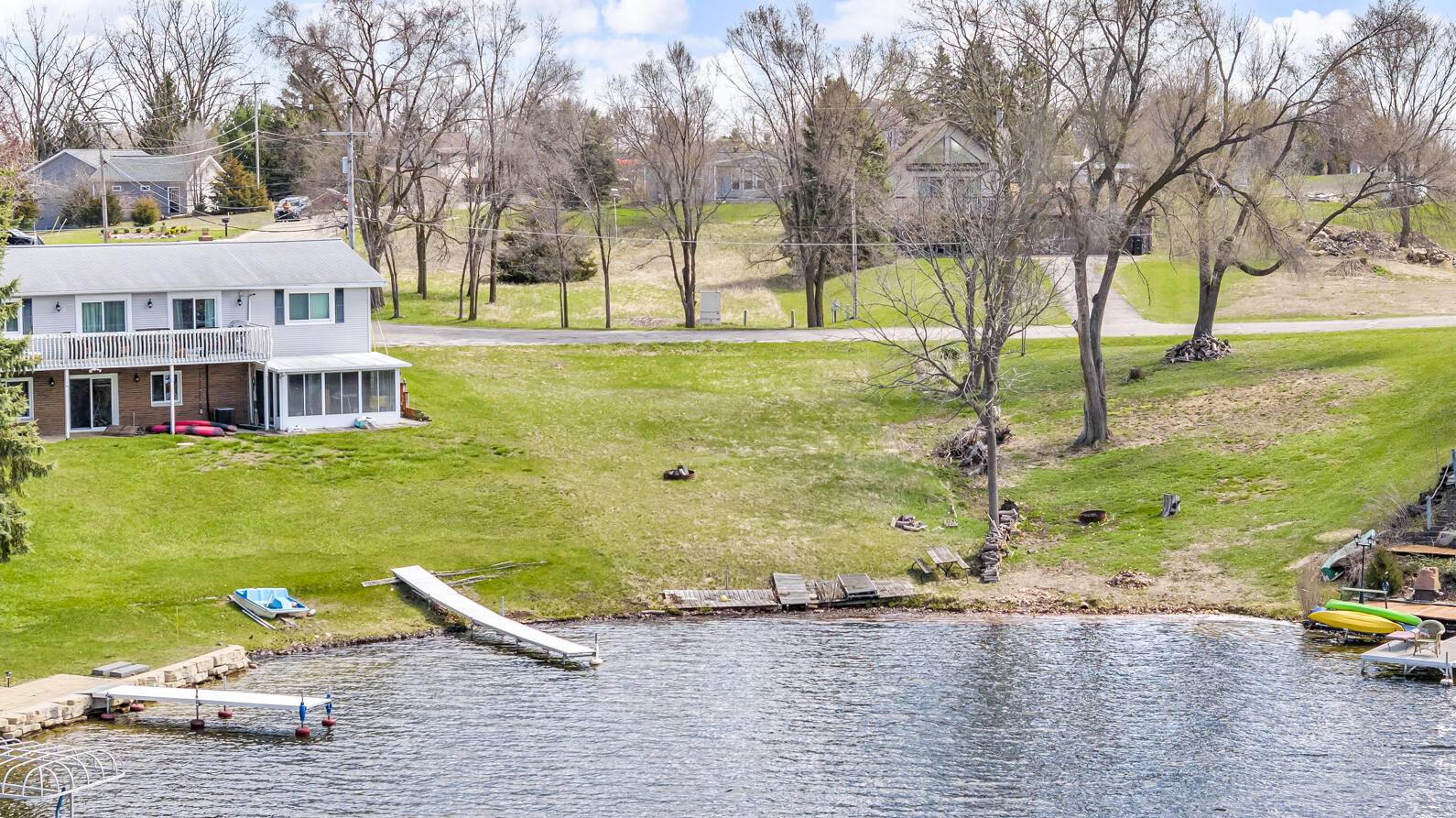 Cement City, MI 49233,10524 Somerset RD