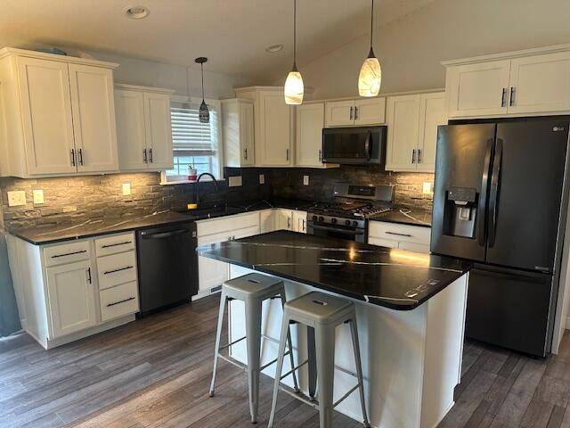 Whitehall, MI 49461,1316 Waters Edge CT