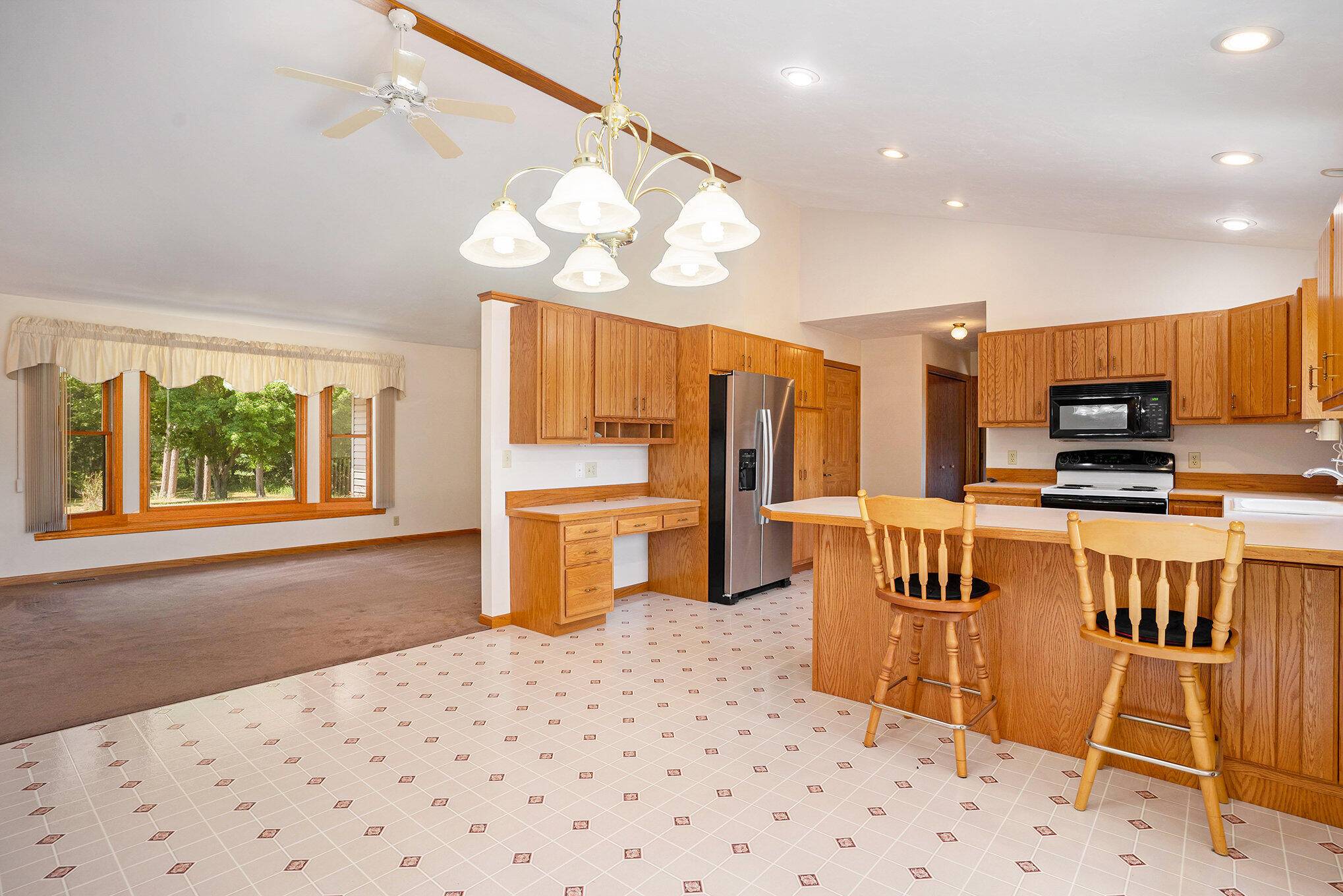 West Olive, MI 49460,6060 152nd AVE