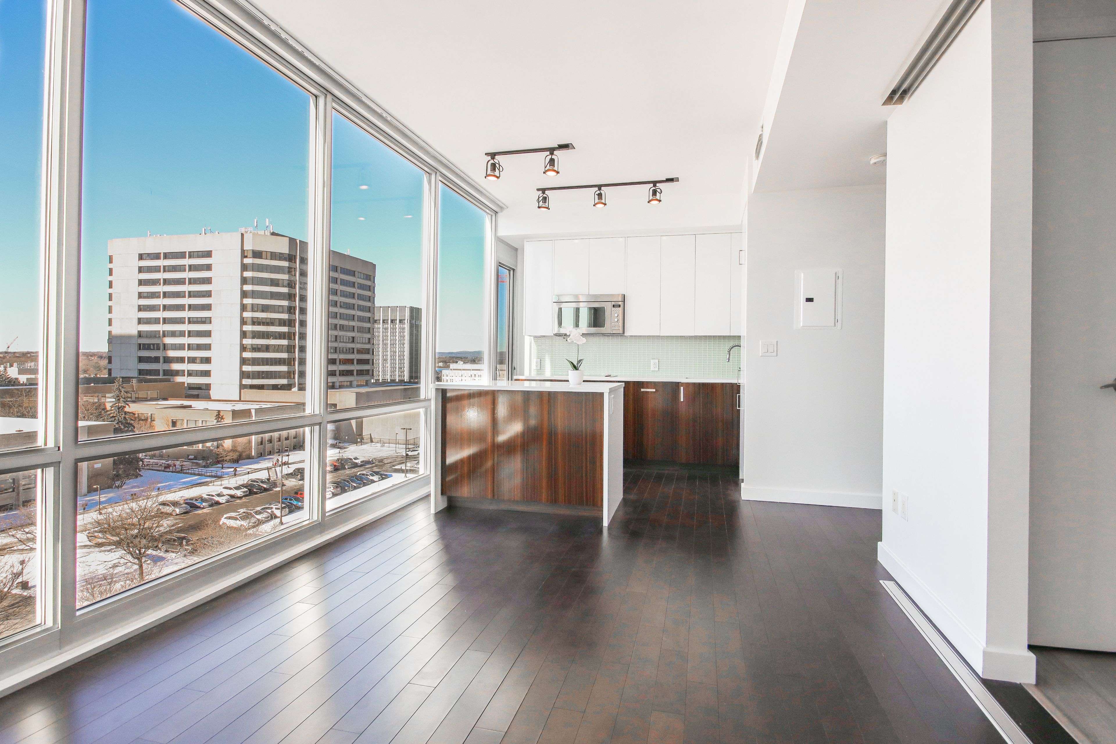 West Centre Town, ON K1Y 1E8,201 PARKDALE AVE #805