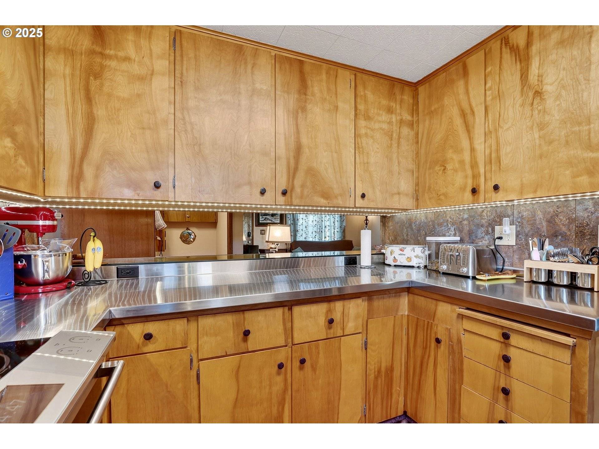 Woodburn, OR 97071,1174 DELLMOOR WAY