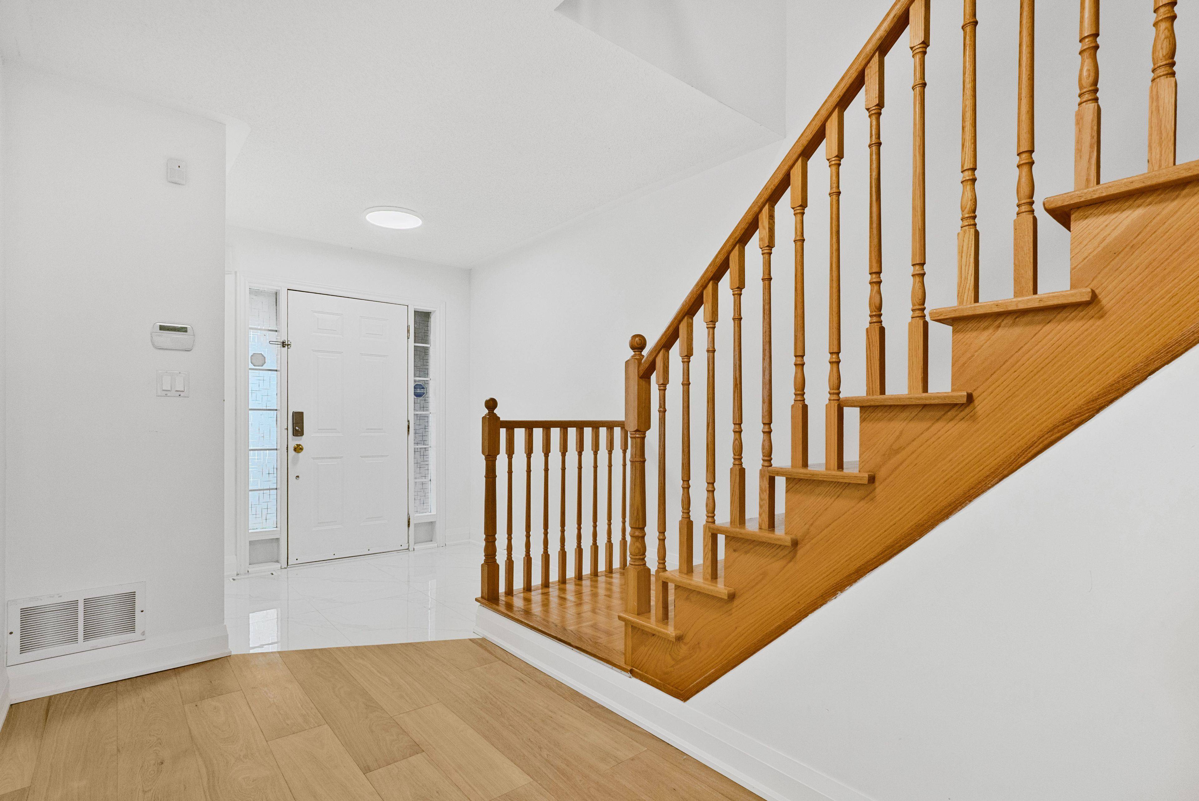 Richmond Hill, ON L4S 2S8,30 Patullo AVE