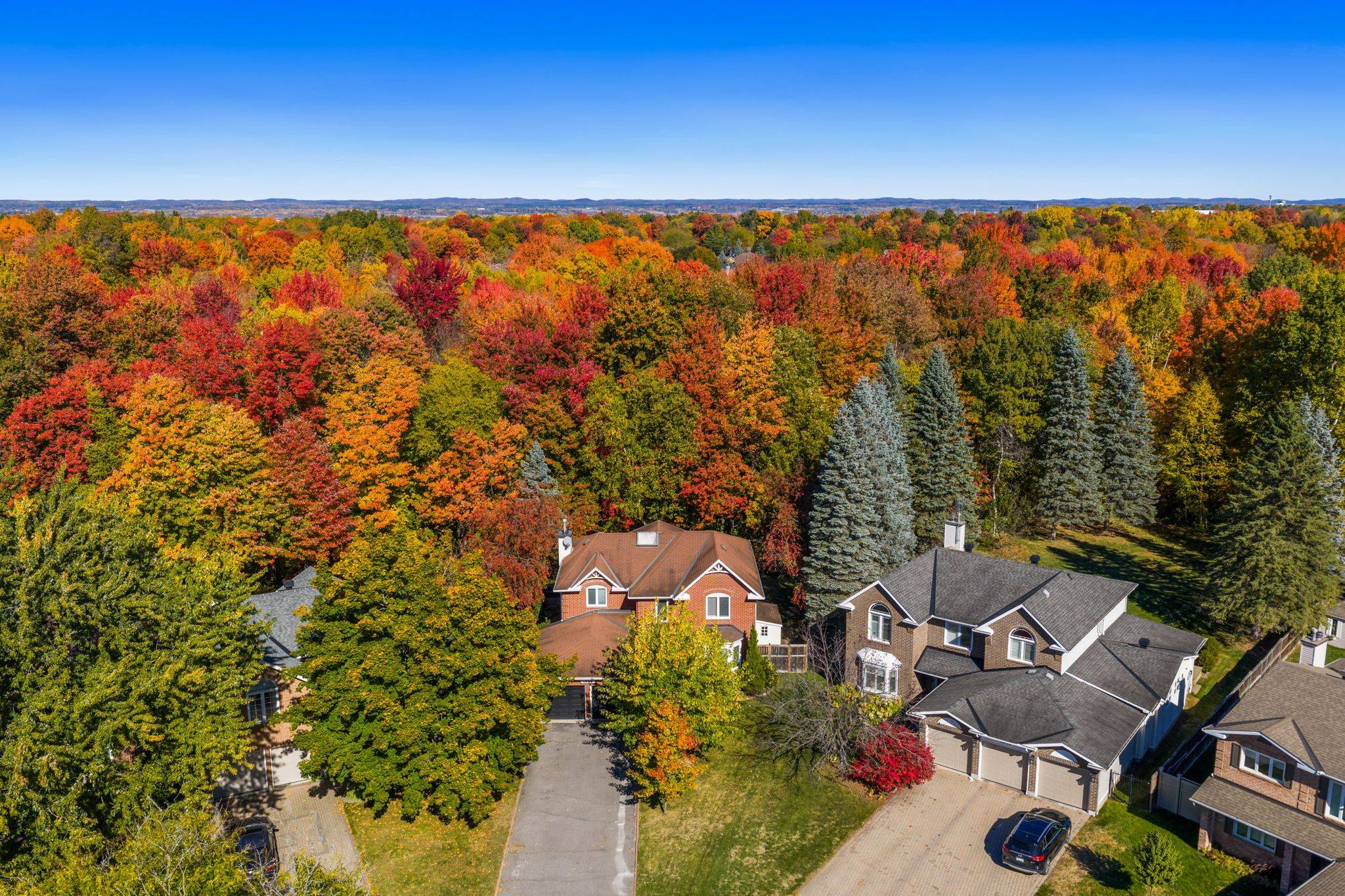 Orleans - Convent Glen And Area, ON K1C 6H3,1645 Des Ravins PL