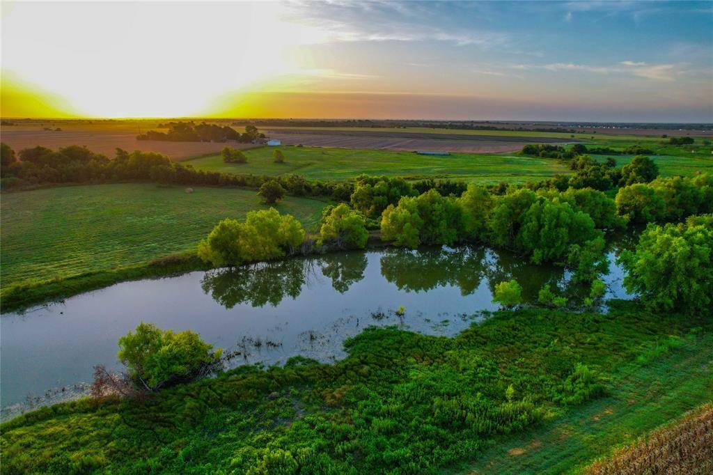 Holland, TX 76534,UNK Fm-2268