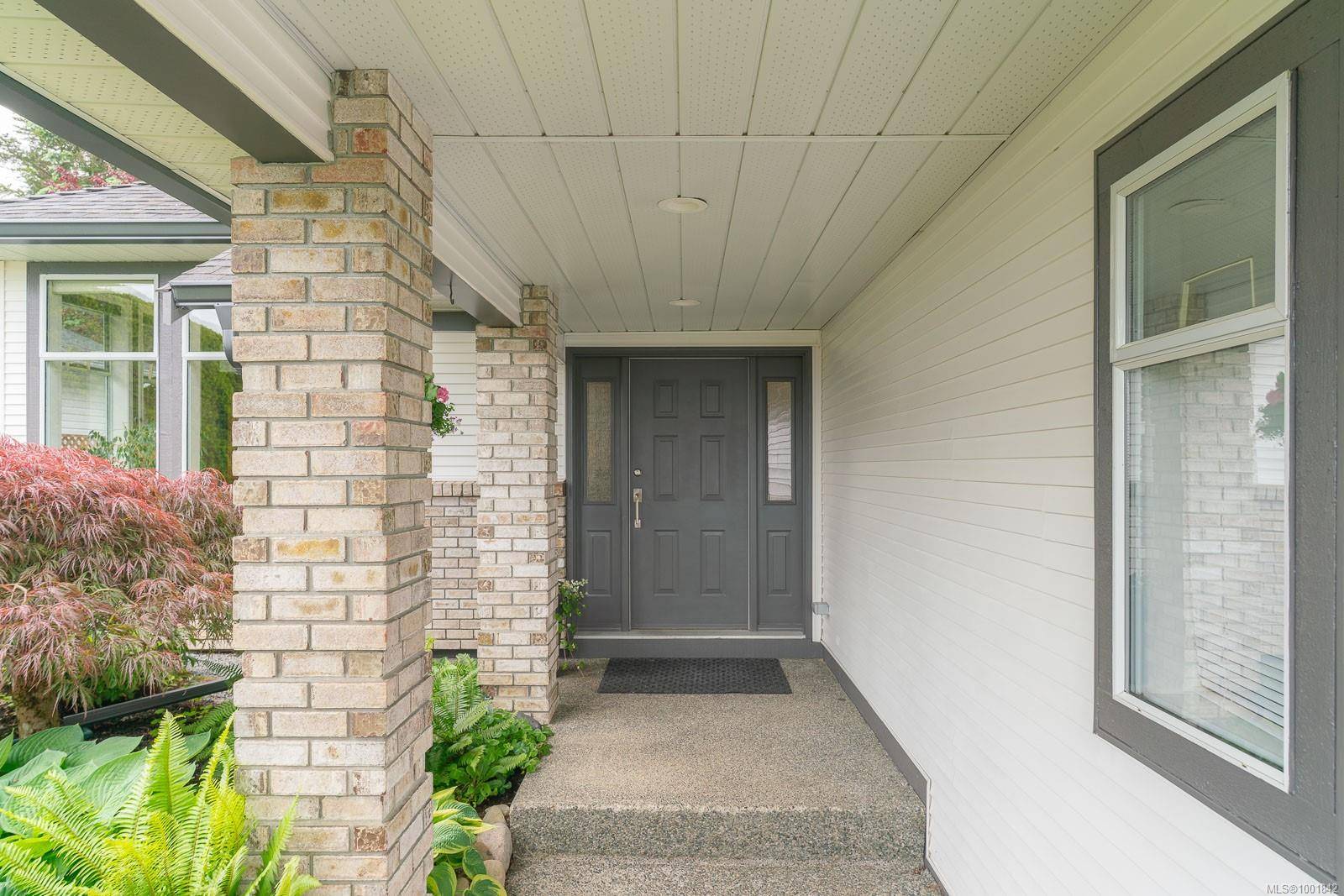 Nanaimo, BC V9R 6V2,2177 Woodthrush Pl