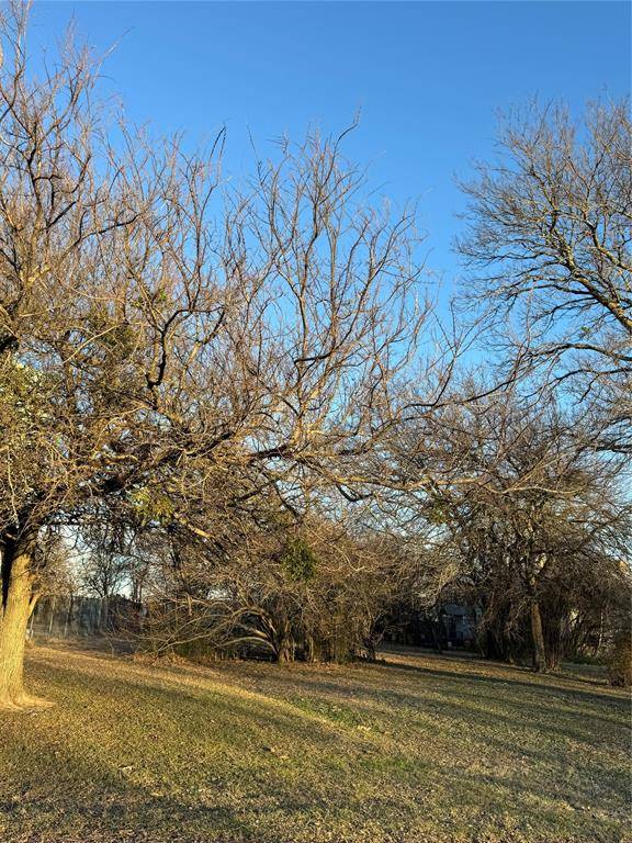 Southmayd, TX 75092,208 John Fielder Drive