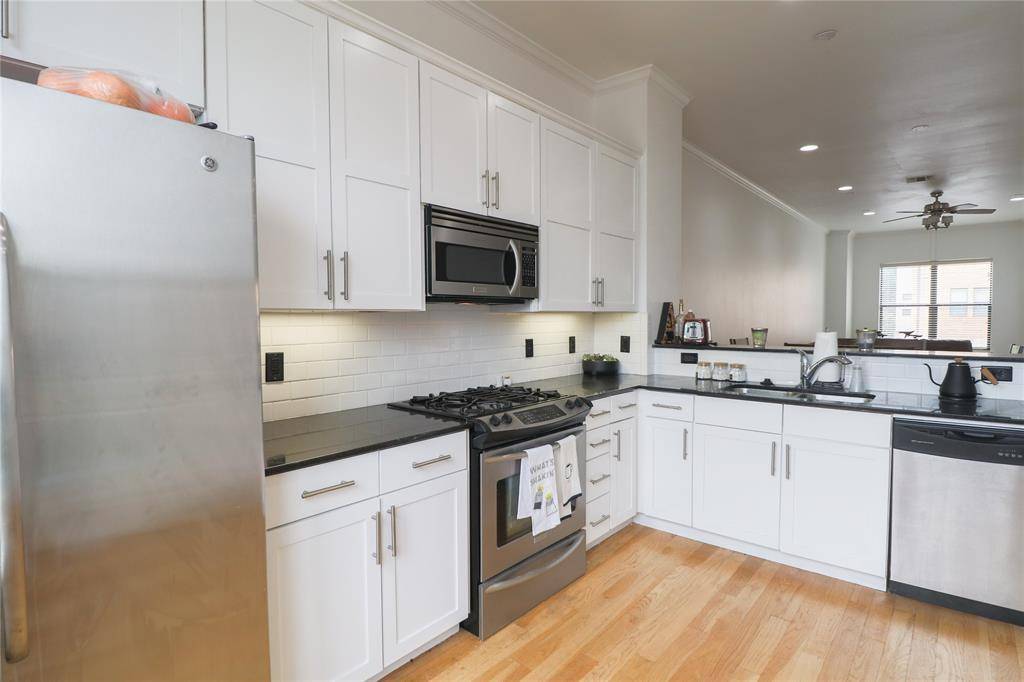 Fort Worth, TX 76102,708 Skyline Bluff Court