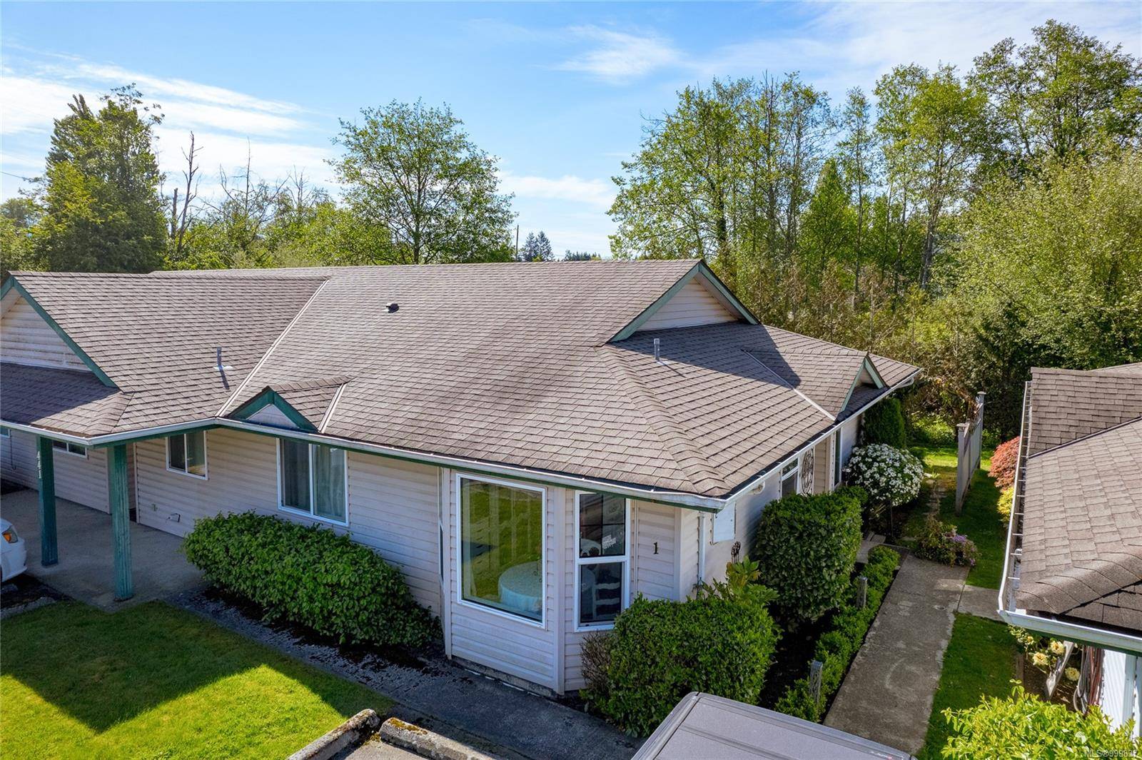 Nanaimo, BC V9R 5W4,441 Gail Pl #1