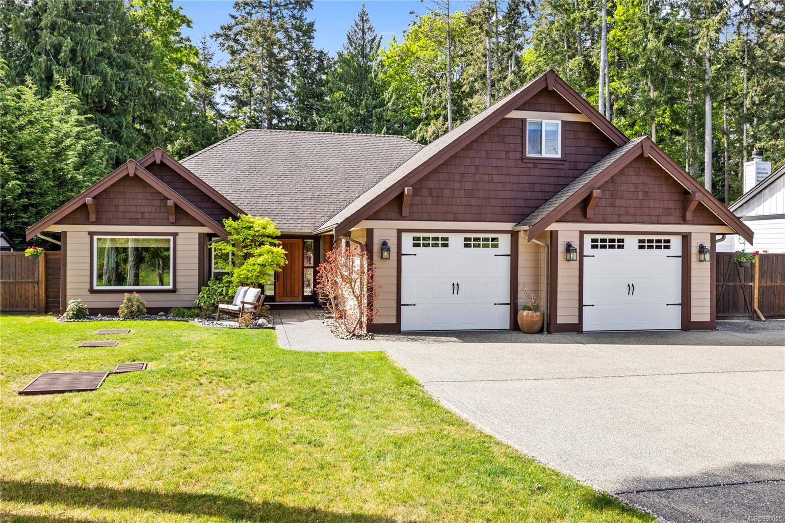 Bowser, BC V0R 1G0,3906 Creekside Dr