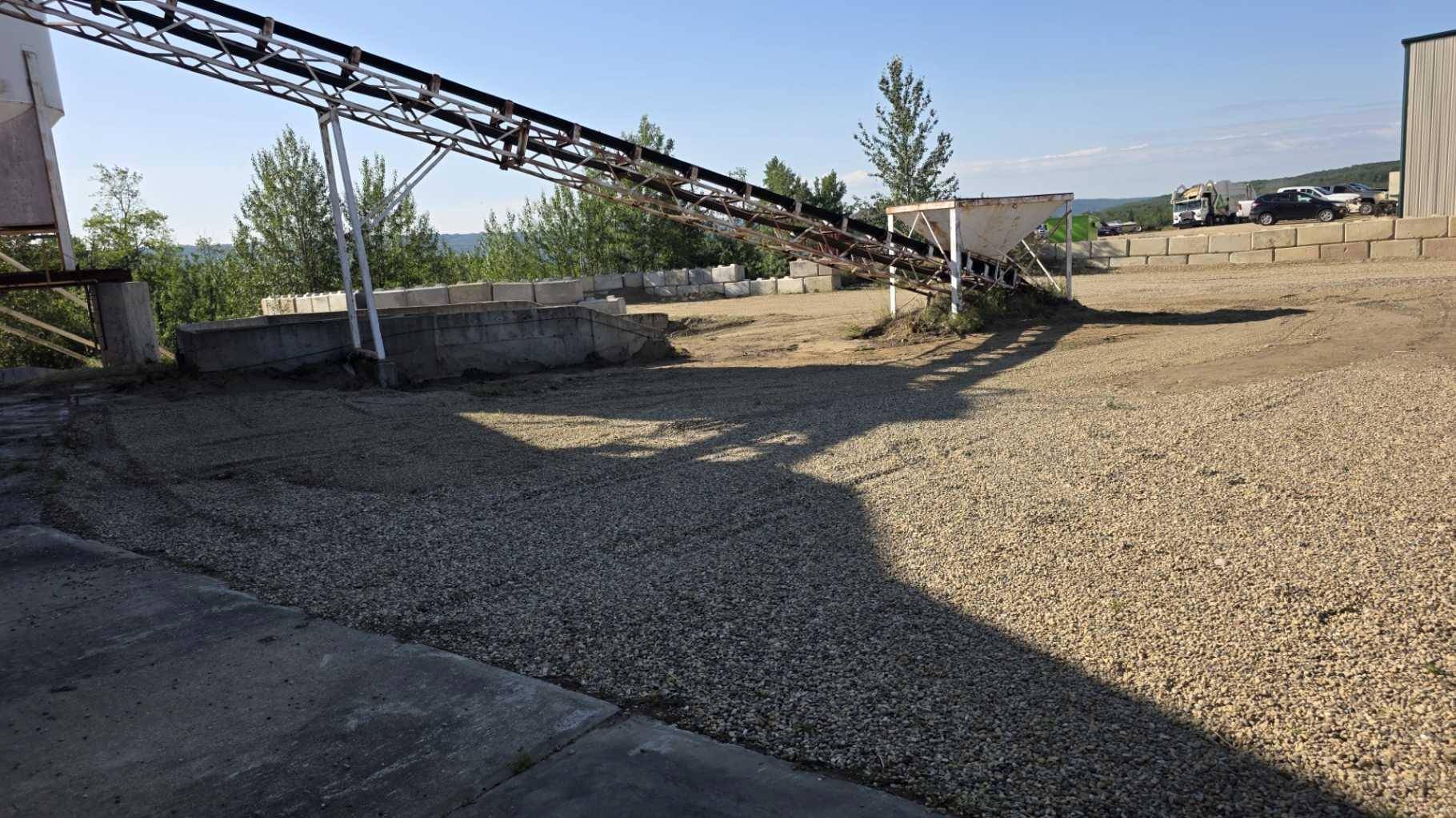 Peace River, AB T8S1R2,10601 77 ST