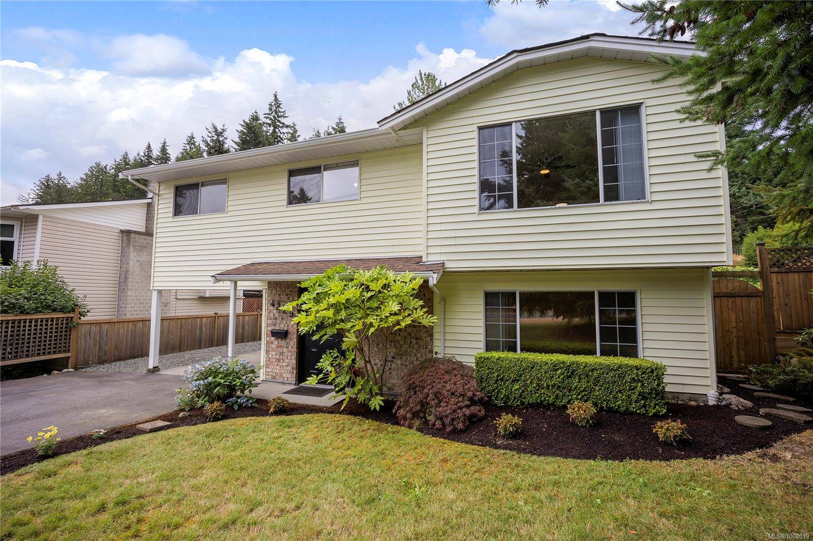 Nanaimo, BC V9T 5K6,4229 Ross Rd