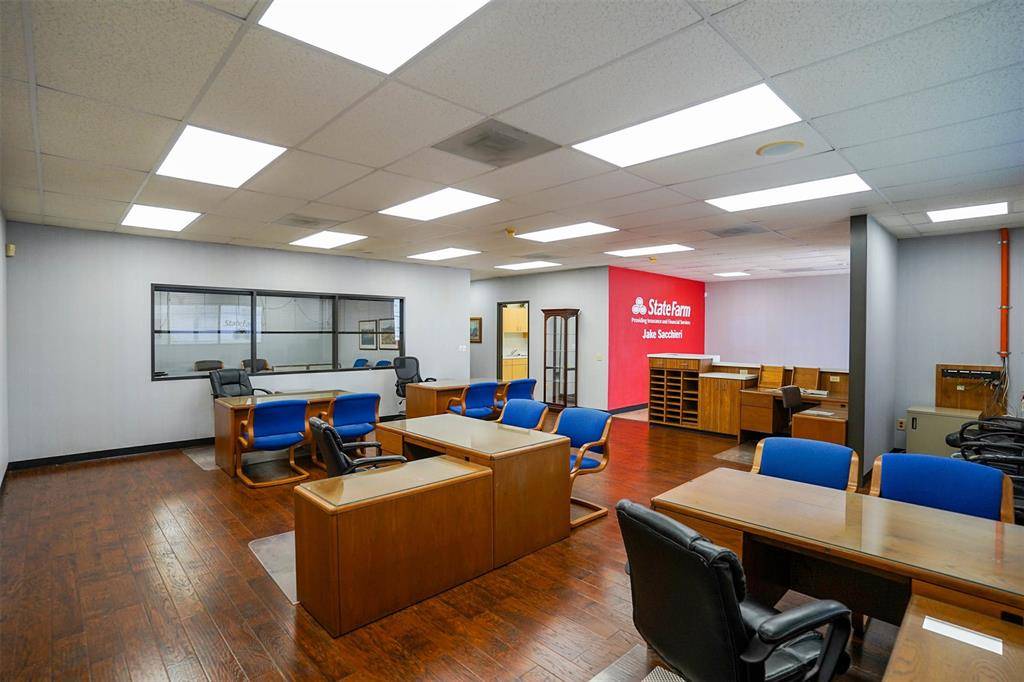 Houston, TX 77070,11043 Jones Road