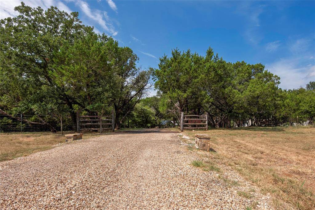 Meridian, TX 76665,395 County Rd 2530