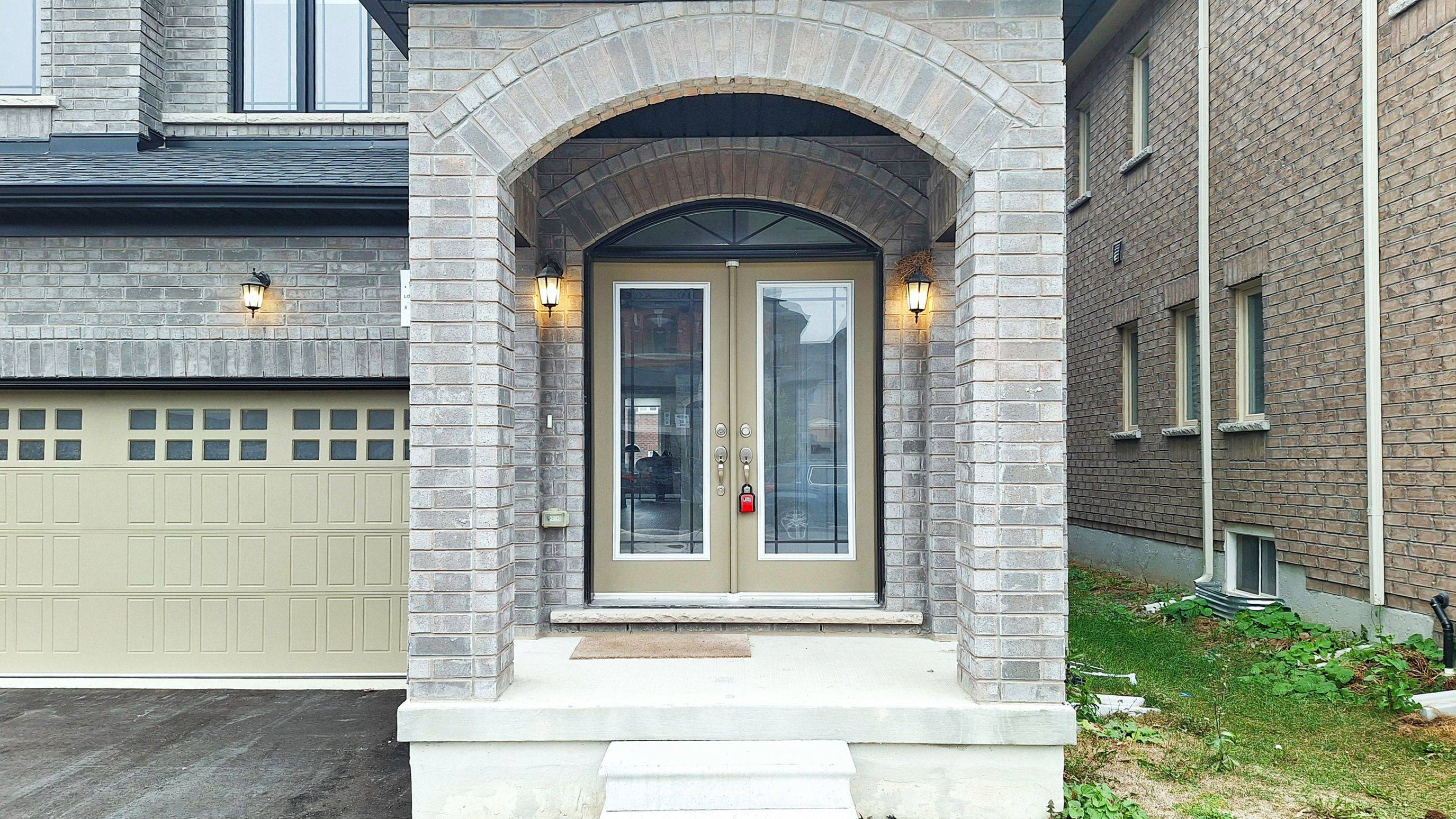 Bradford West Gwillimbury, ON L3Z 4M6,86 Mac Campbell WAY