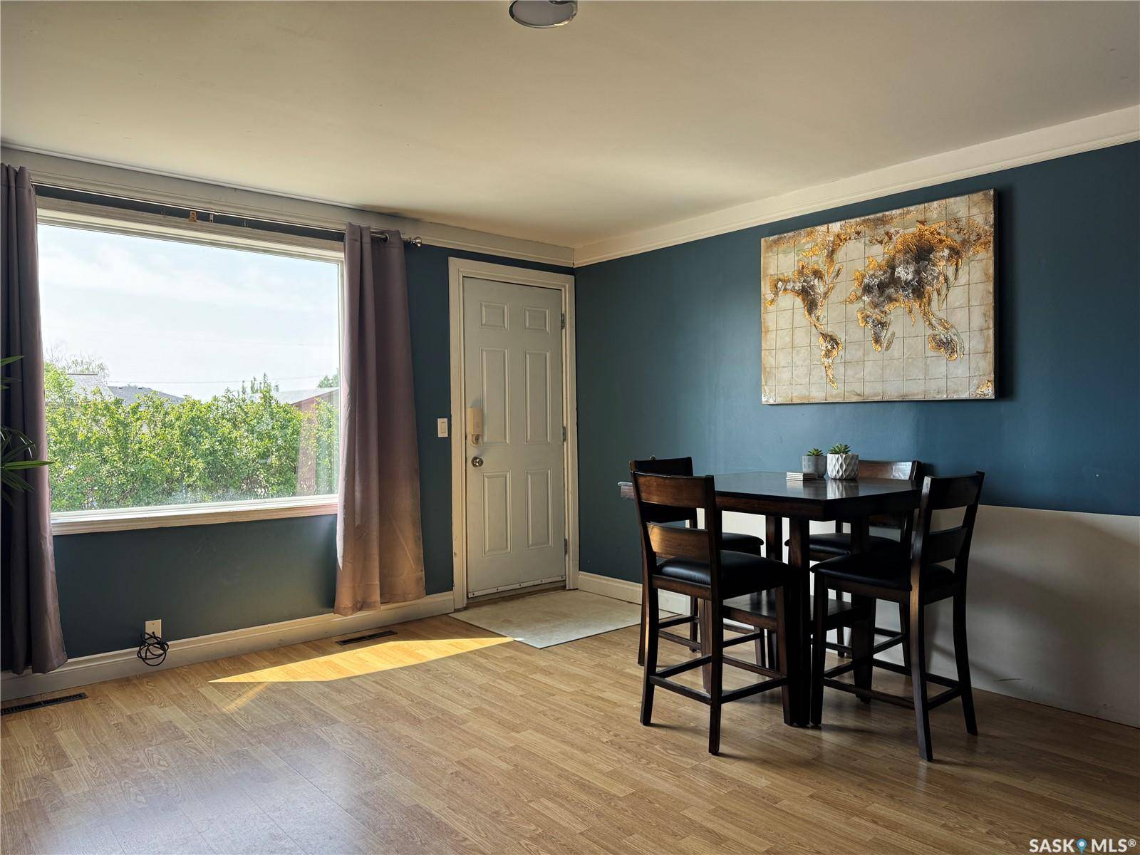 Wynyard, SK S0A 4T0,410 6th STREET E