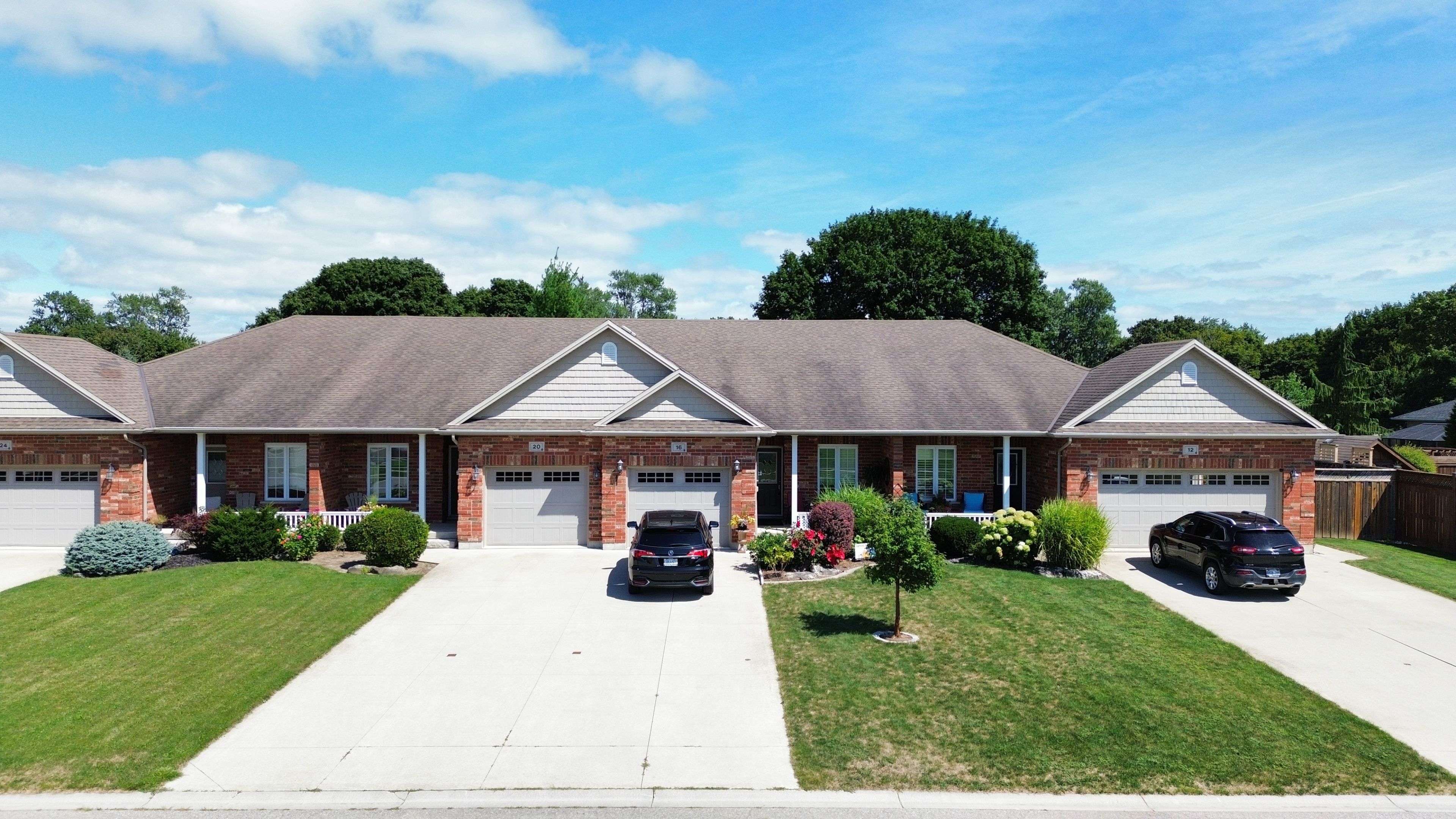 Chatham-kent, ON N0P 1M0,16 Leisure LN