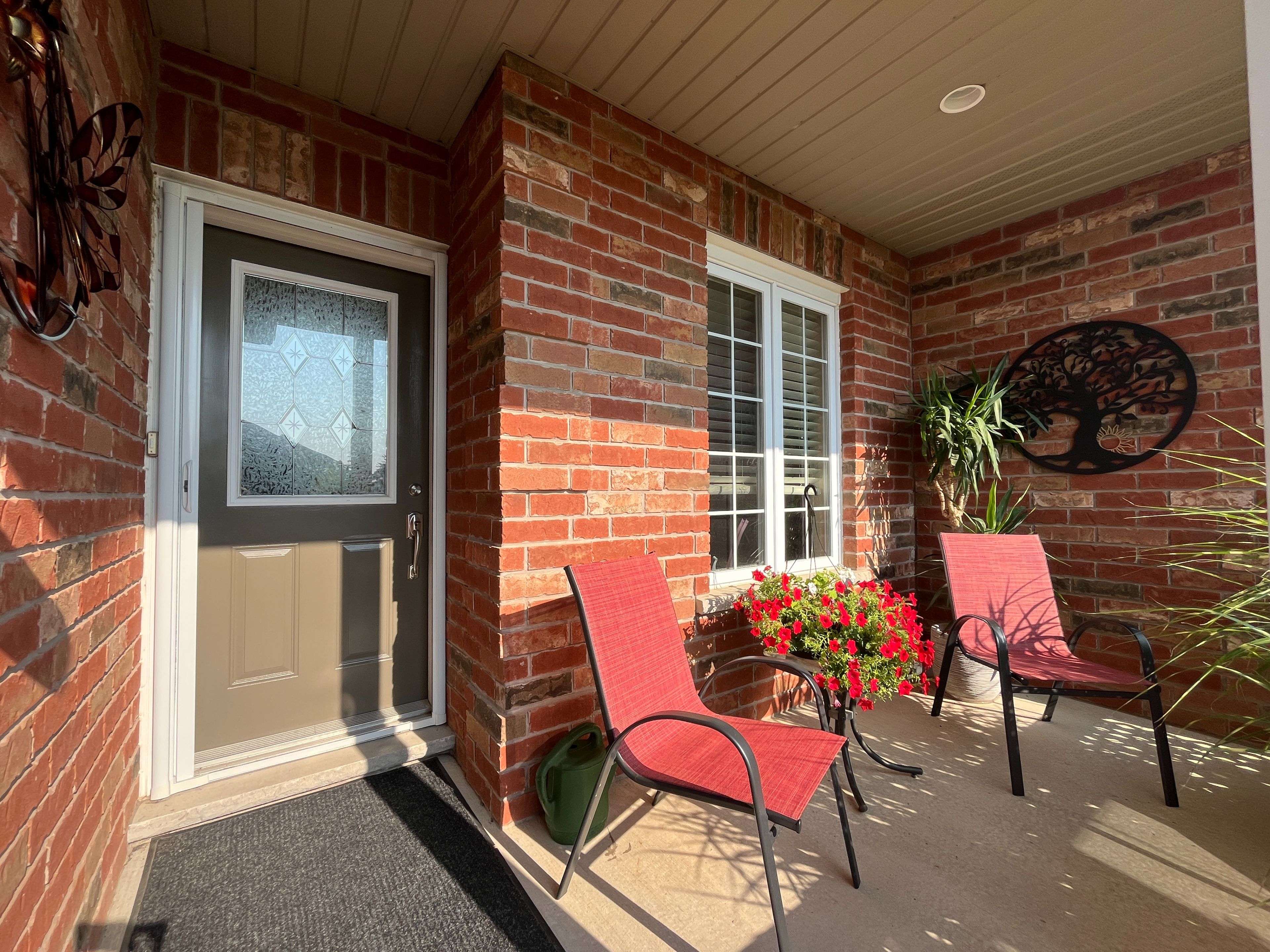 Chatham-kent, ON N0P 1M0,16 Leisure LN