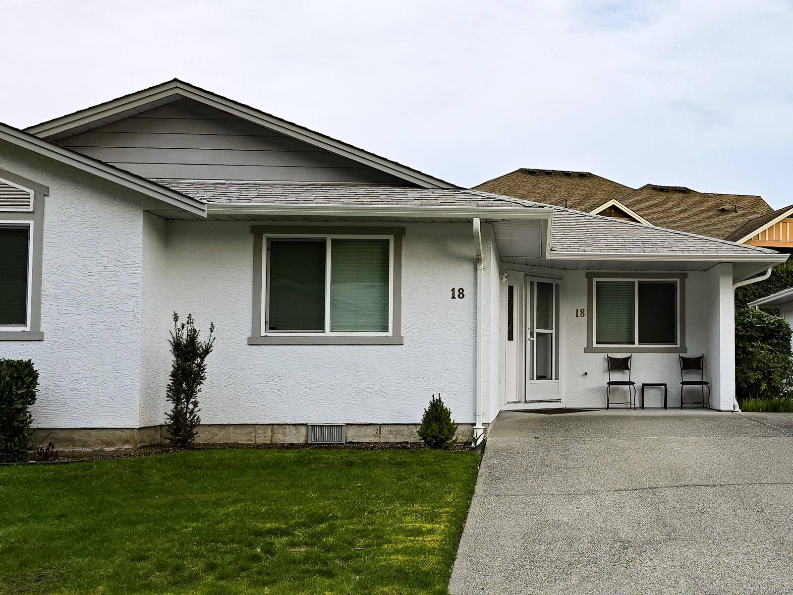 Nanaimo, BC V9T 3M6,2458 Labieux Rd #18