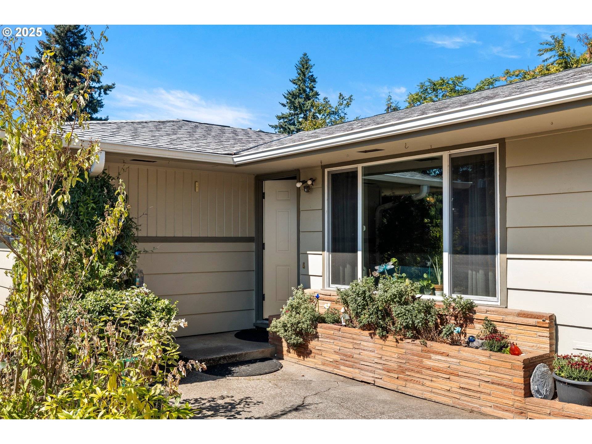 Portland, OR 97233,13241 SE WASHINGTON ST