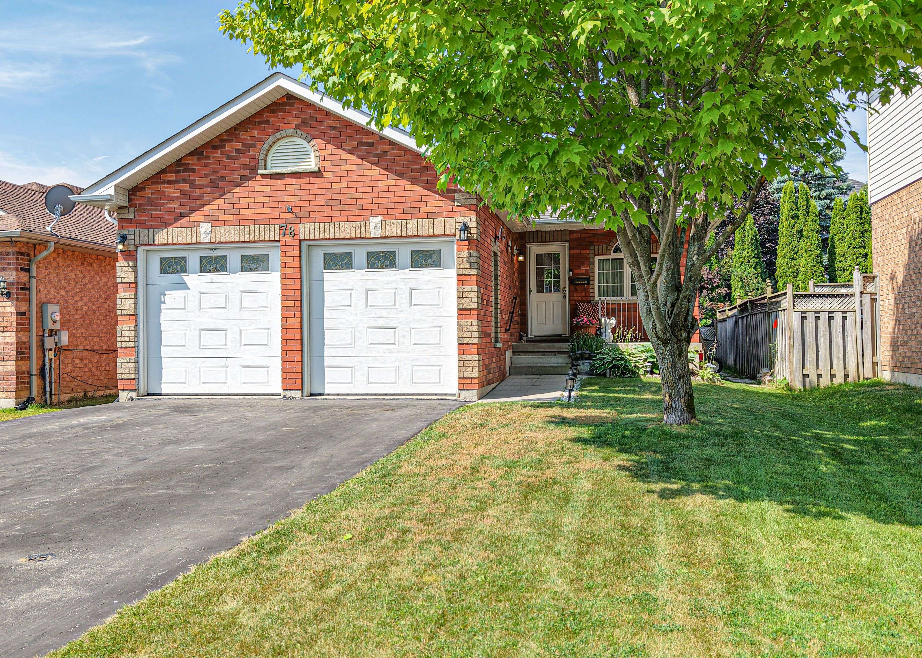 Orillia, ON L3V 7X1,78 Vanessa DR