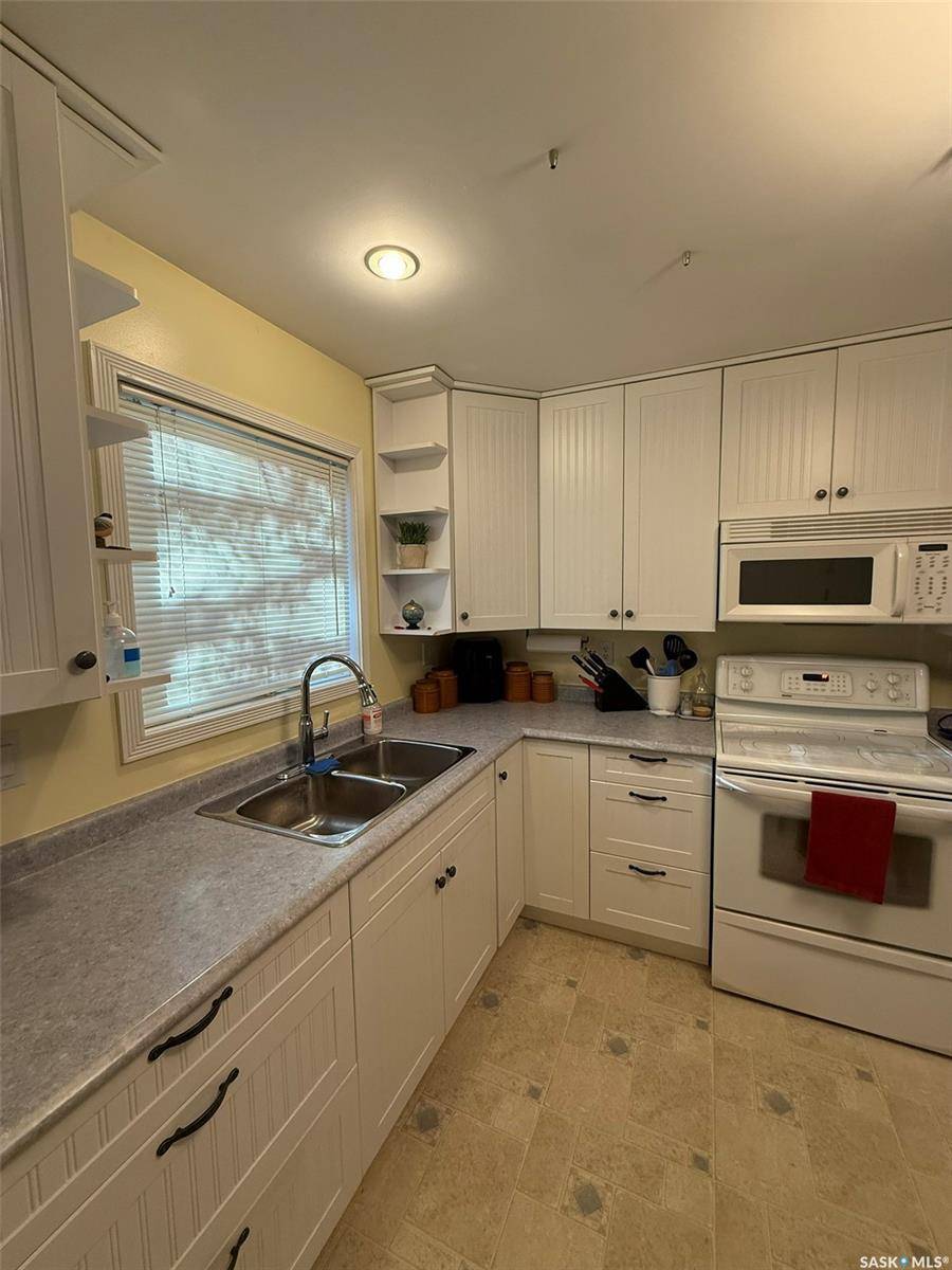 Mervin Rm No.499, SK S0M 1J0,201 Kenderdine LANE