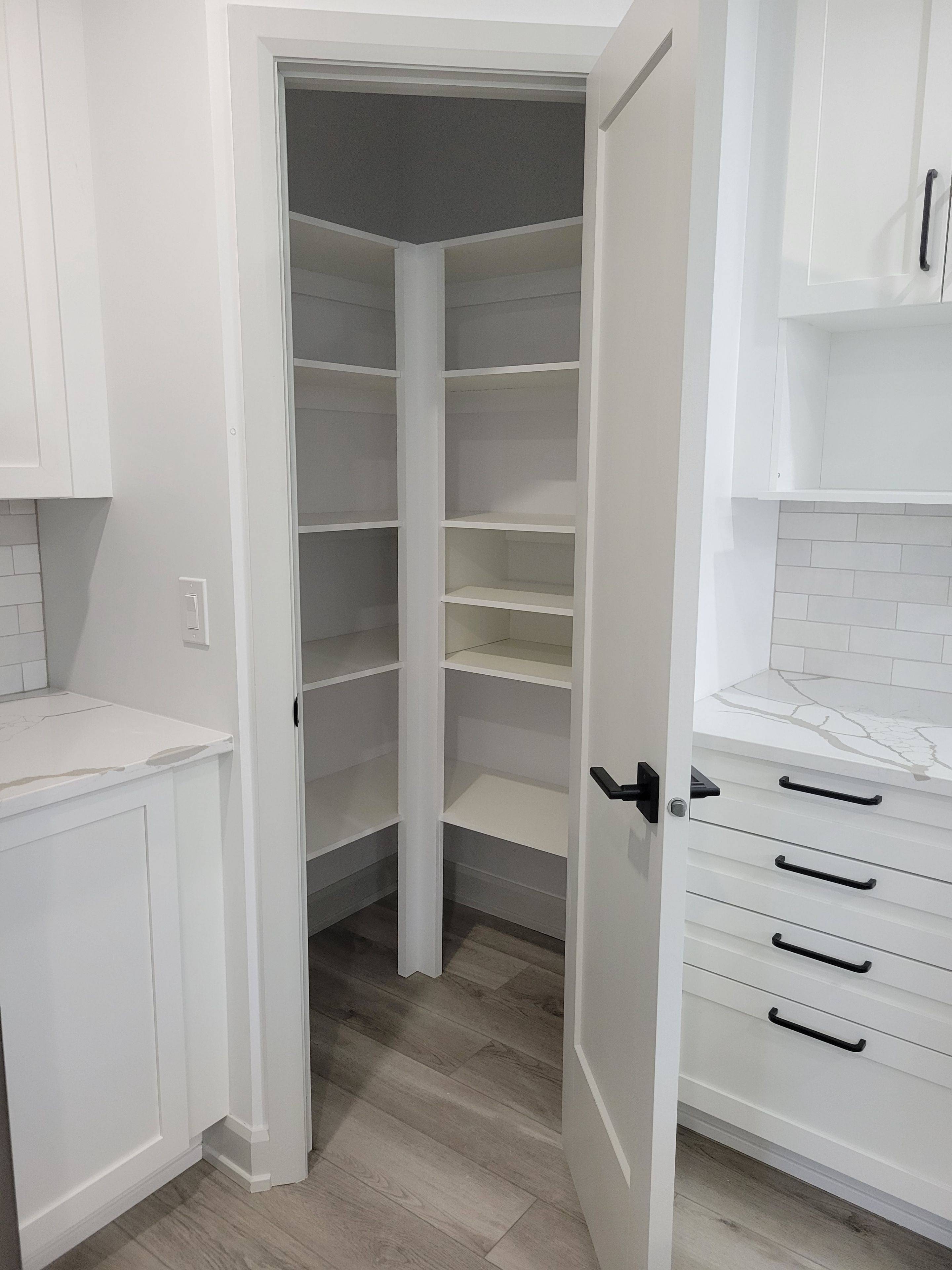 Clarence-rockland, ON K4K 0J2,808-810 Powers ST