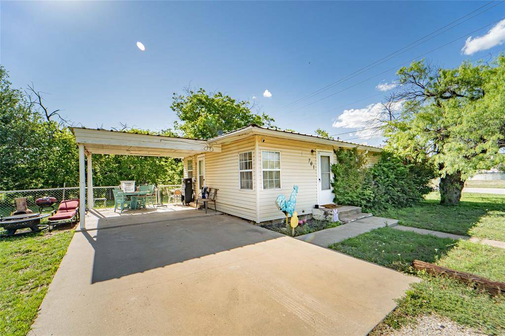 Breckenridge, TX 76424,701 S Cutting Street