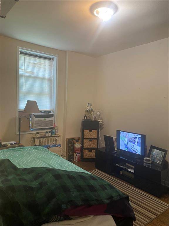 Staten Island, NY 10306,145 Lincoln AVE #6X