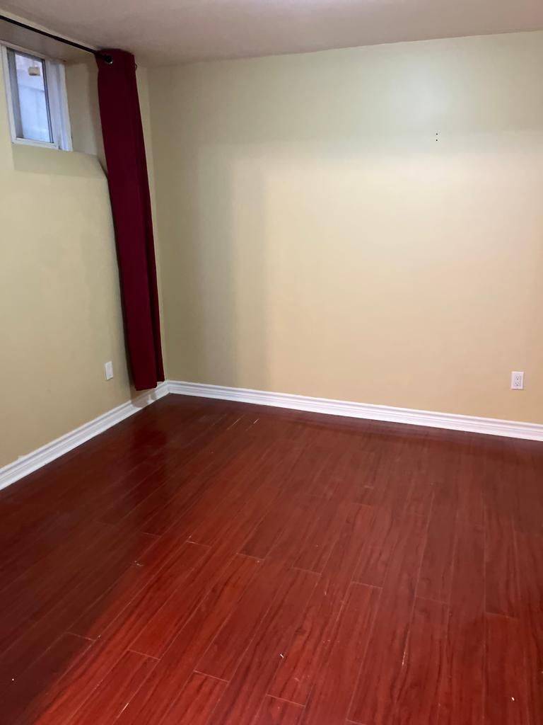 Mississauga, ON L5M 5C7,5450 Glen Erin DR #Basement