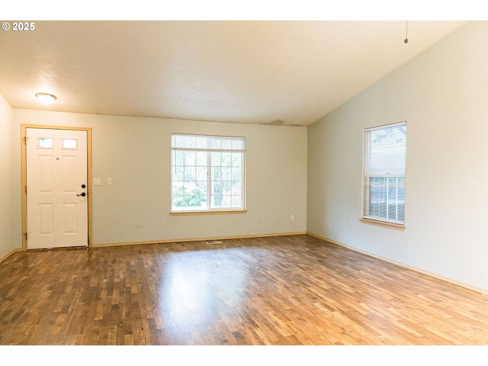 Newberg, OR 97132,819 N ALEXANDRA DR