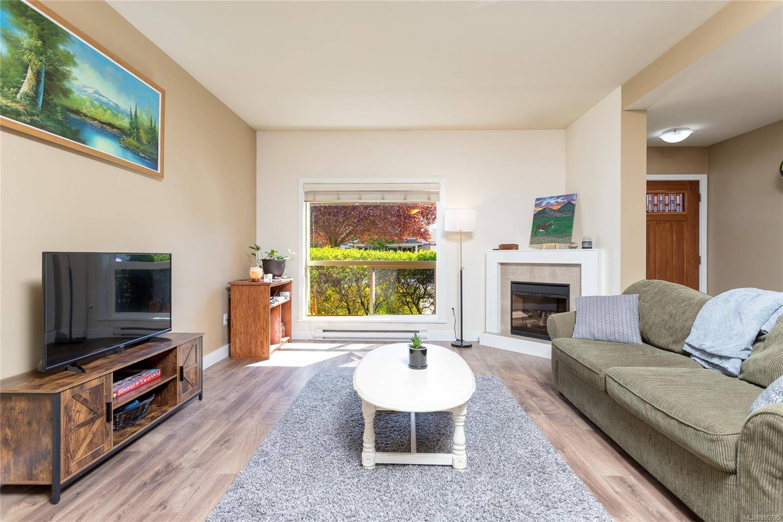 Langford, BC V9B 3W8,2696 Deville Rd