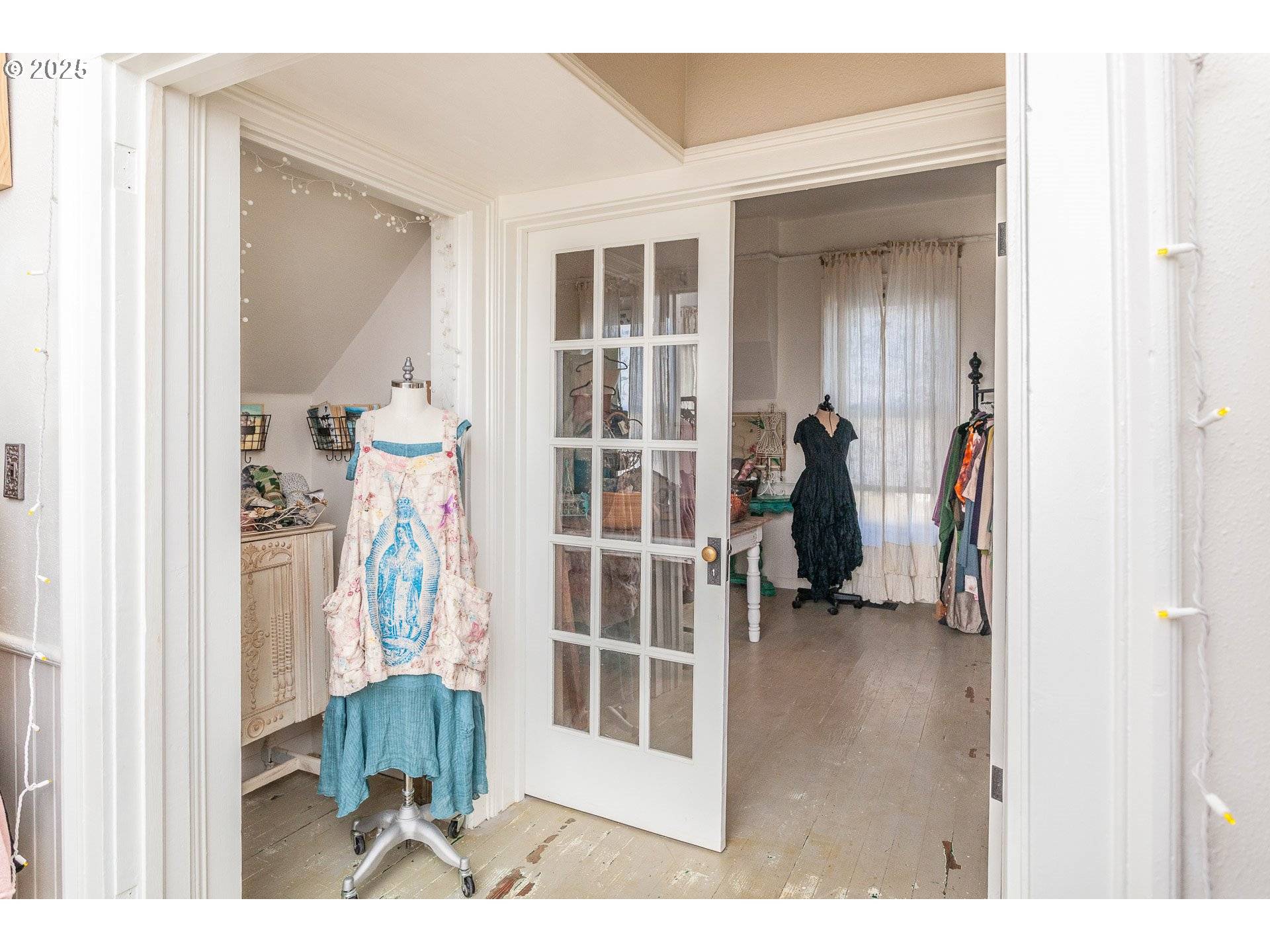 Aurora, OR 97002,21497 HIGHWAY 99E