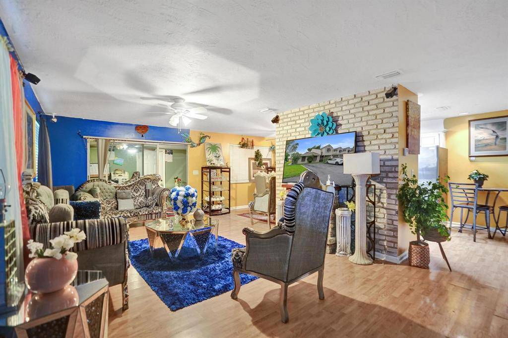 Margate, FL 33063,251 W Hemingway Cir #251