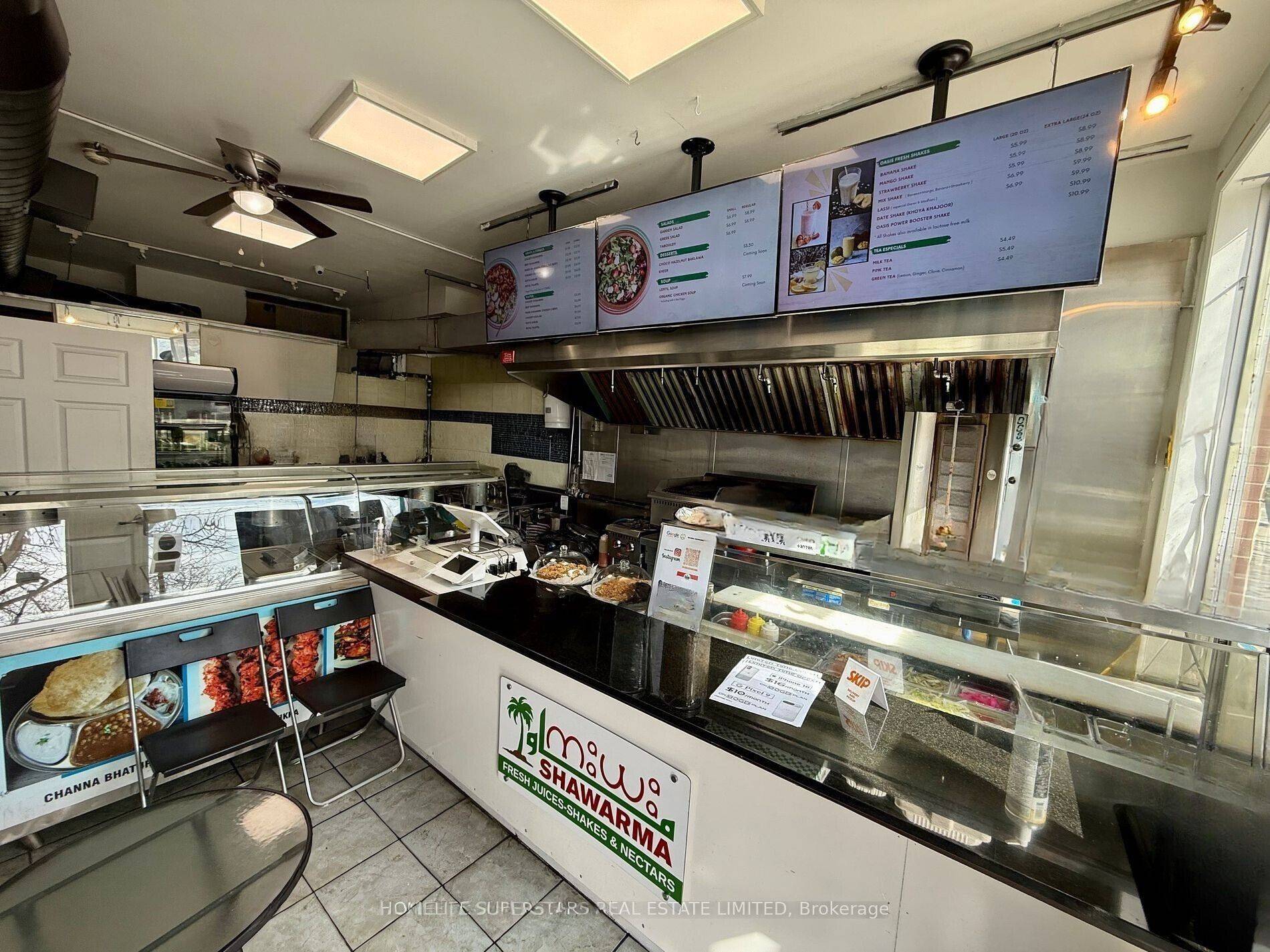 Toronto W06, ON M8V 1M4,3308 Lakeshore BLVD W #5