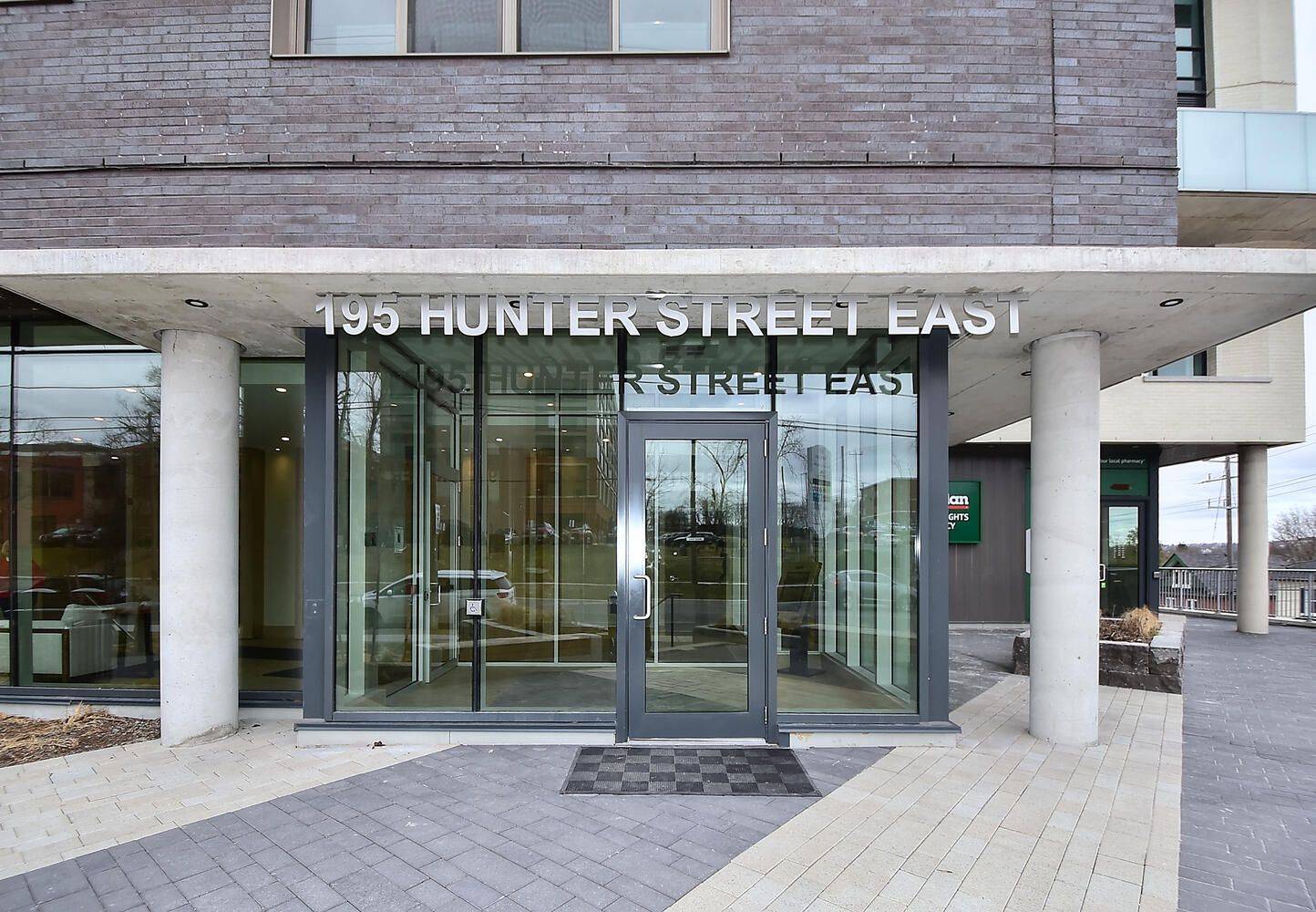 Peterborough, ON K9H 0K6,195 Hunter ST E #510