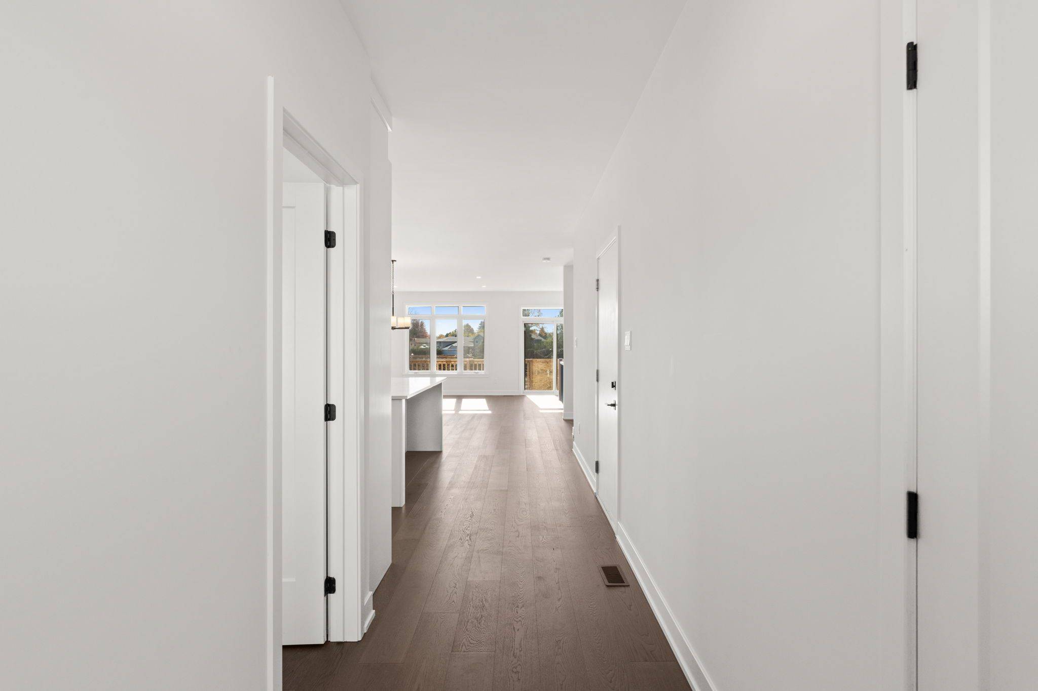 Brockville, ON K6V 0G8,1054 Turner DR