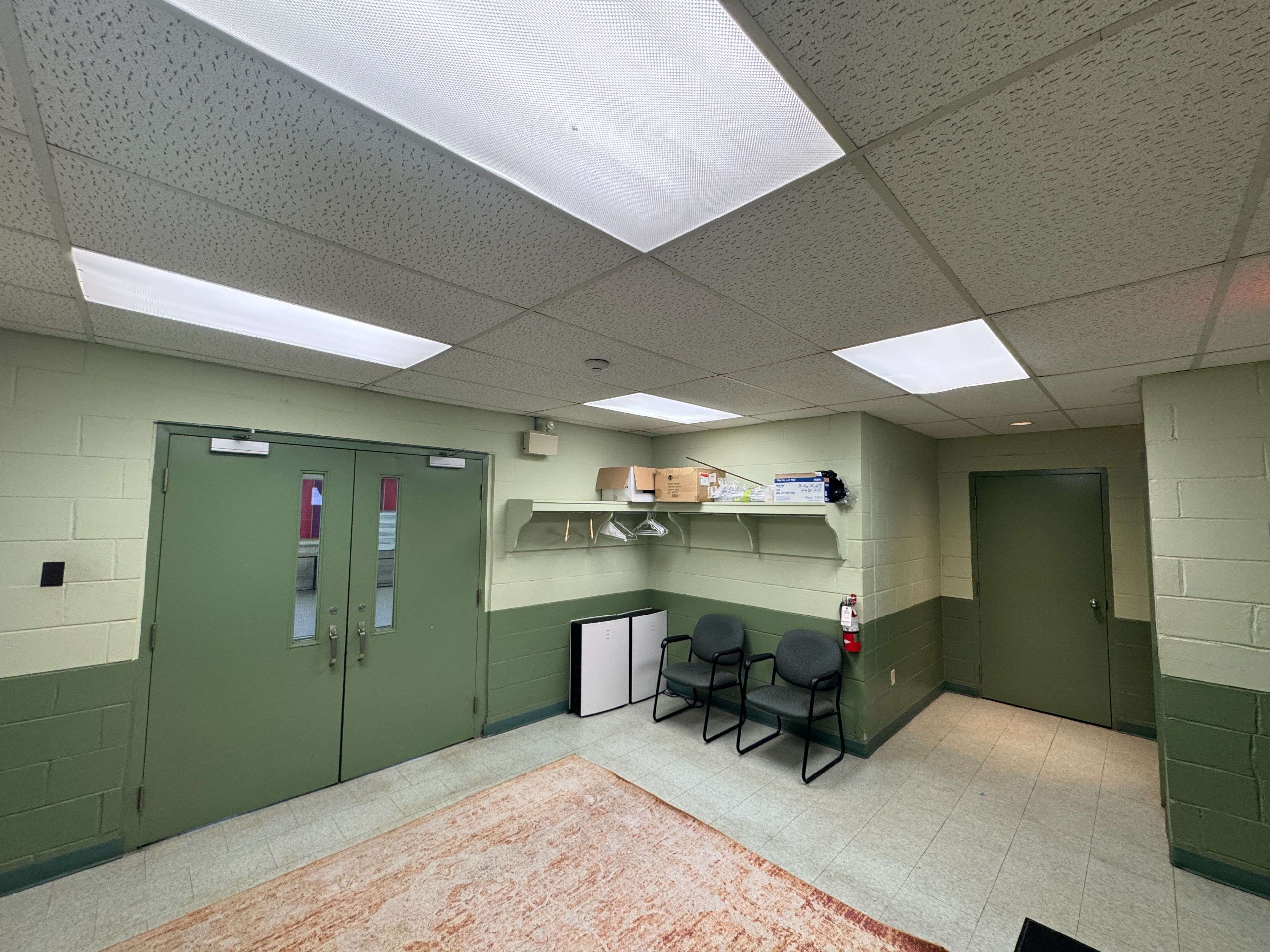 Peterborough, ON K9J 3N9,235 Rubidge ST #2