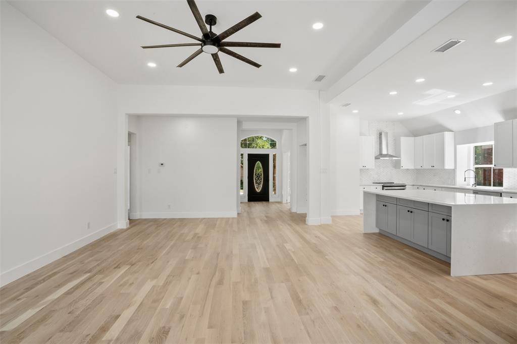 The Colony, TX 75056,3528 Cottonwood Springs Drive