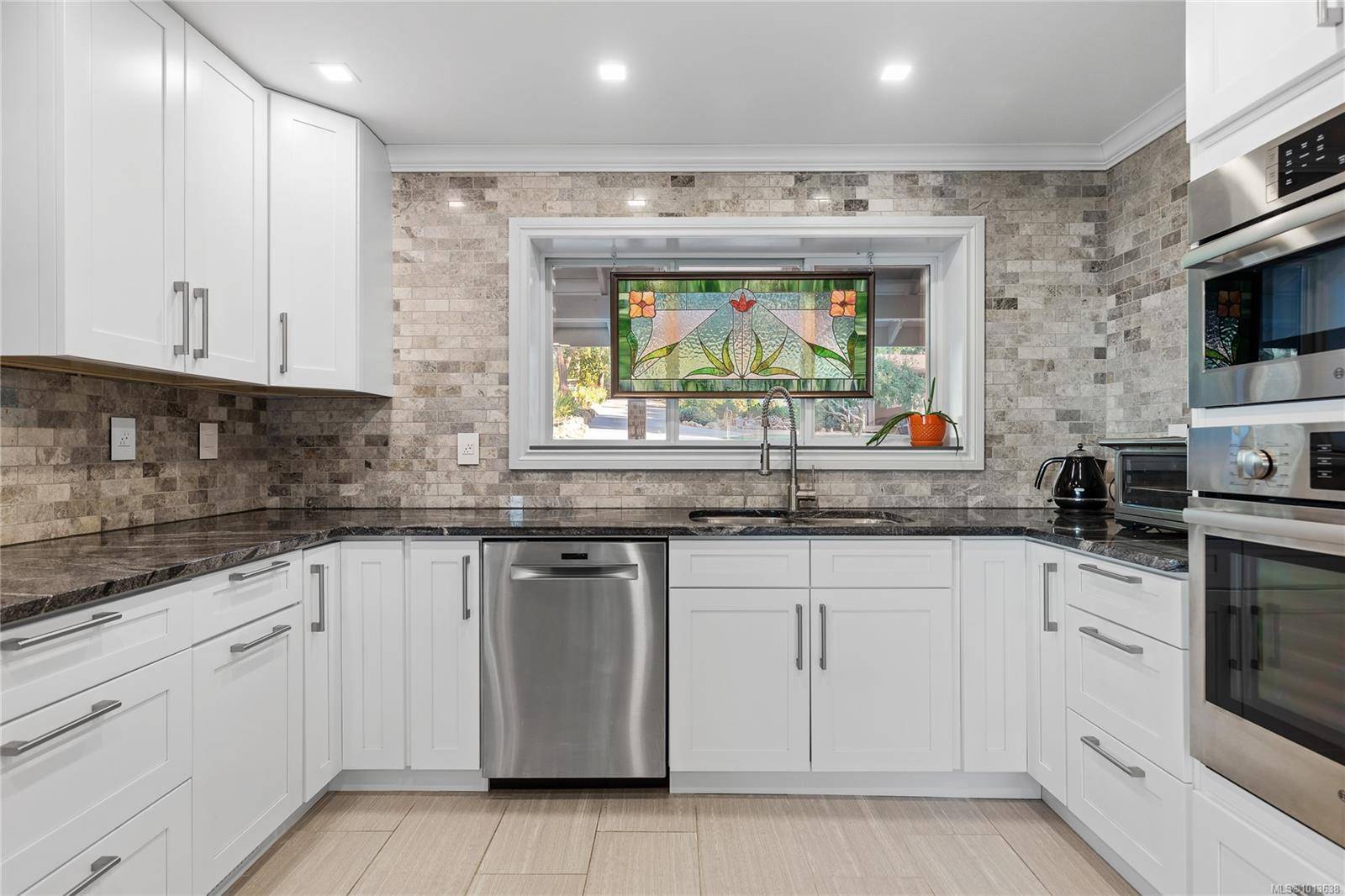 Nanaimo, BC V9T 6G8,57 Lake Heights Pl