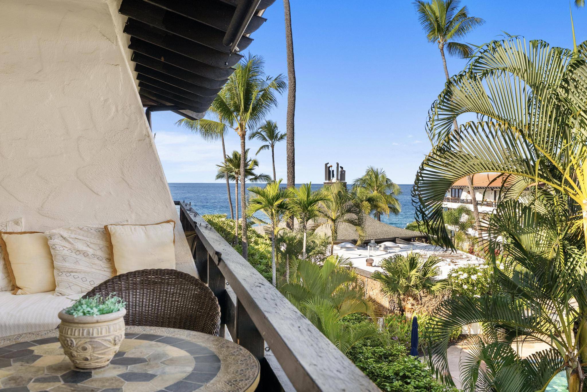 Kailua-kona, HI 96740,75-6082 ALII DR #A308