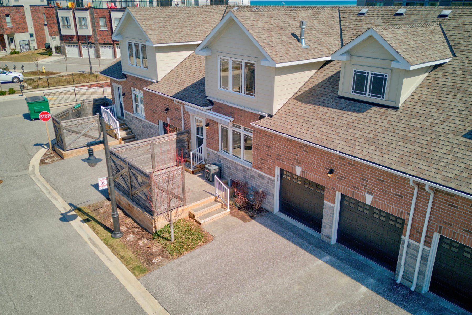 Collingwood, ON L9Y 2X4,4 Emerson Mews