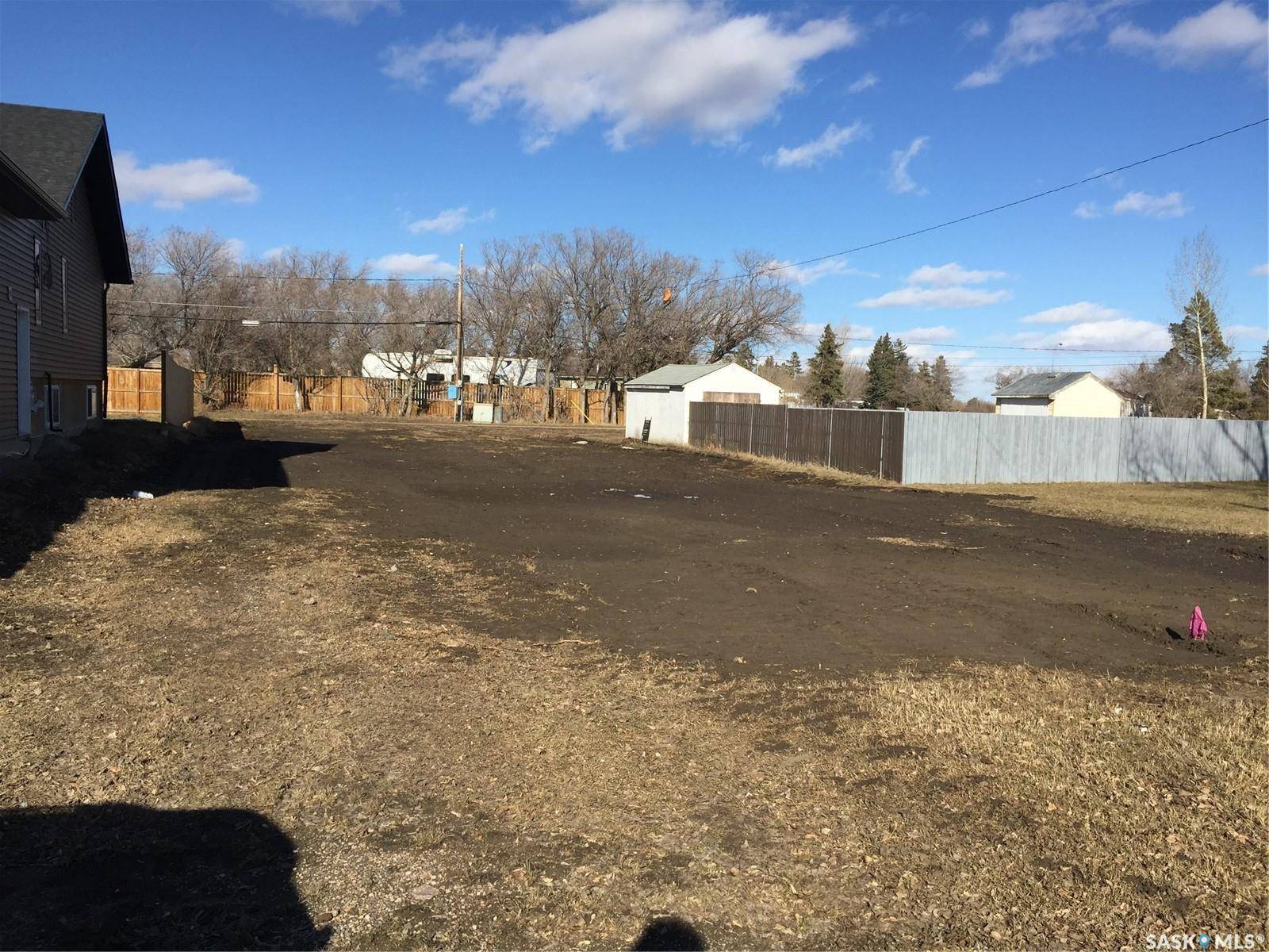 Unity, SK S0K 4L0,549 5th AVENUE E